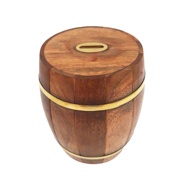Hucha grande de madera barril con herrajes de latón