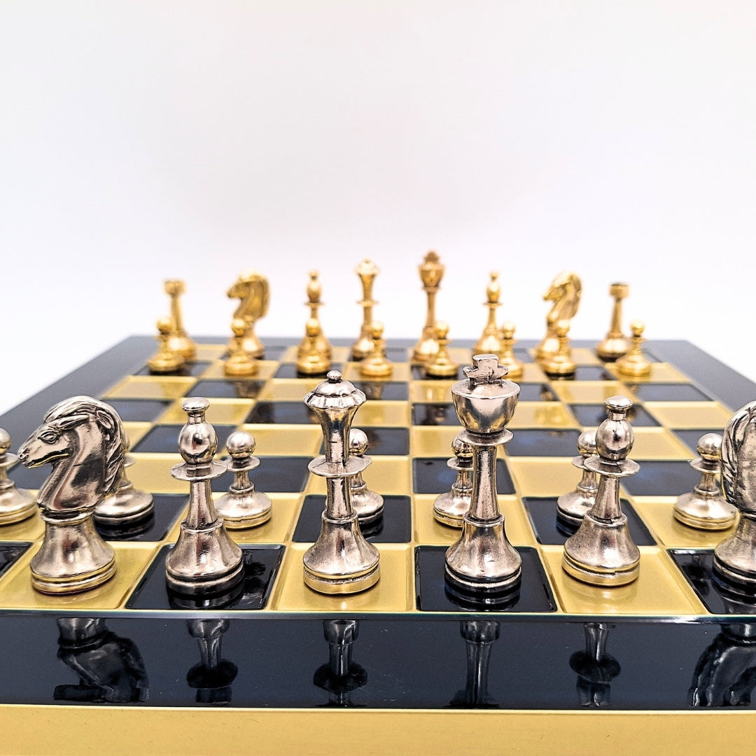 Ajedrez metálico clásico grande exclusivo Stauton S34 con grabado