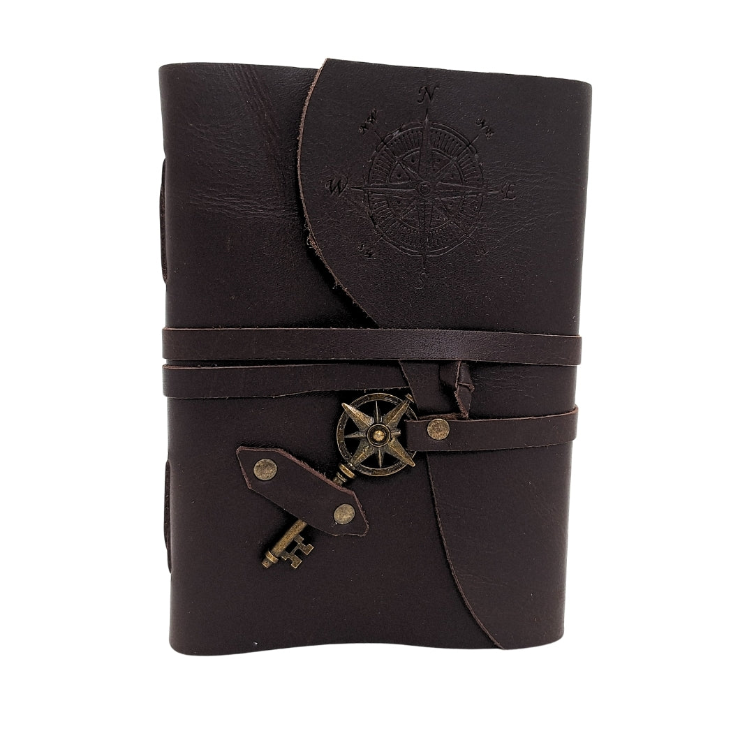 Cuaderno de cuero retro Rosa de los Vientos de 200 páginas con posibilidad de personalización con grabado