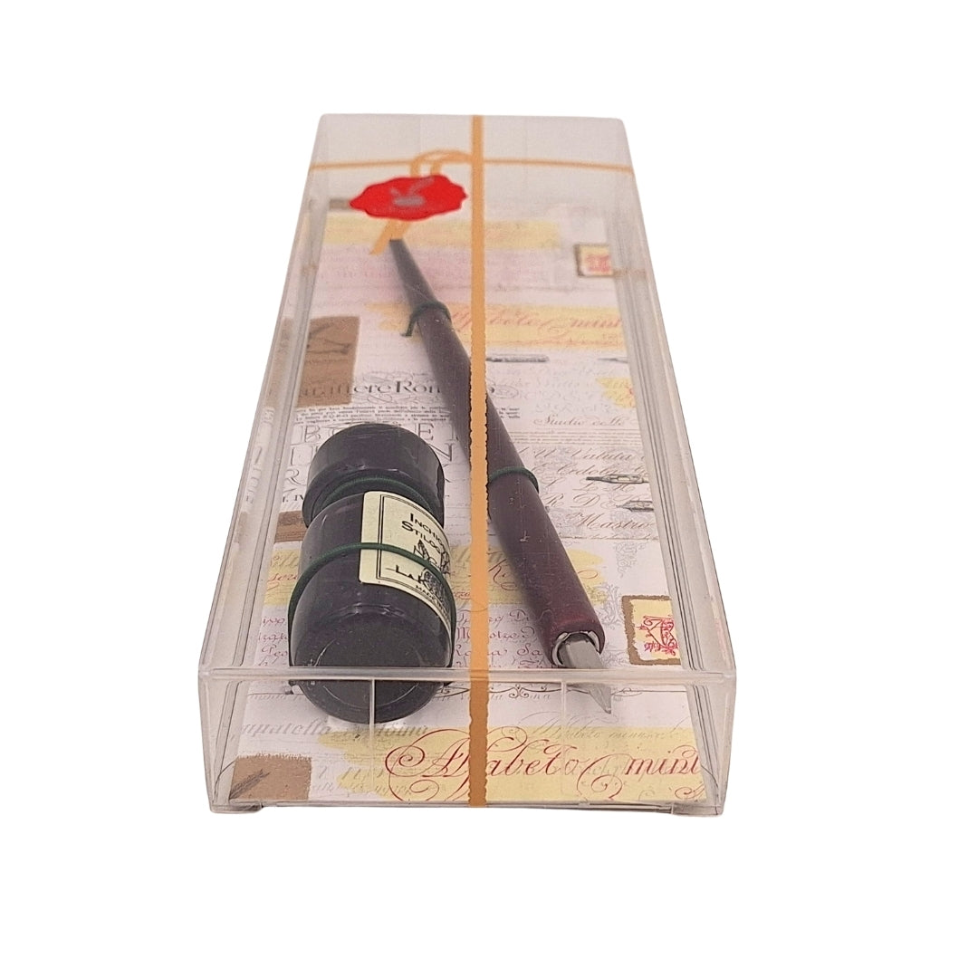 Set elegante de caligrafía con pluma de madera y tinta negra, posibilidad de personalización con grabado, ideal para regalo a amantes del arte de la escritura, en caja decorativa 7,5 x 22 x 3 cm