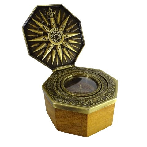 Brújula magnética cardán exclusiva H43 de latón y madera con grabado personalizado