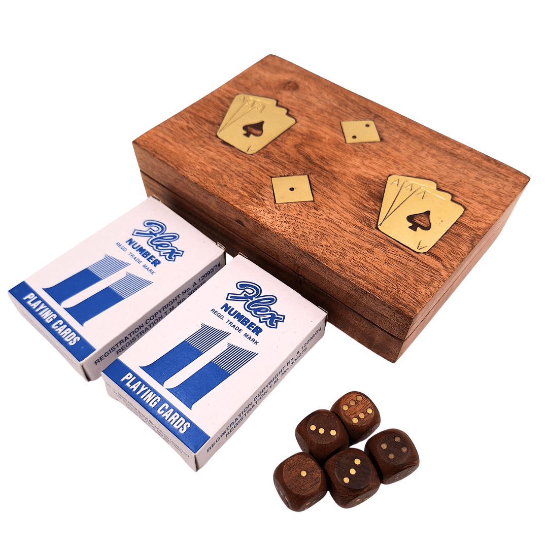 Elegante Set de Juegos de Cartas y Dados en Caja de Madera con Adornos de Latón