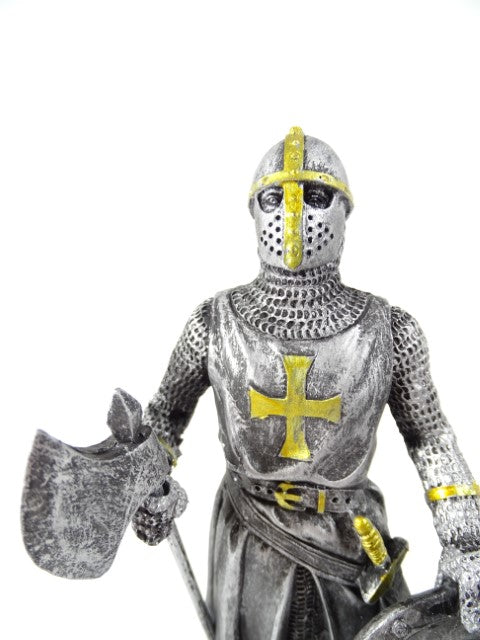 Figura de caballero cruzado 18 cm con posibilidad de personalización con grabado