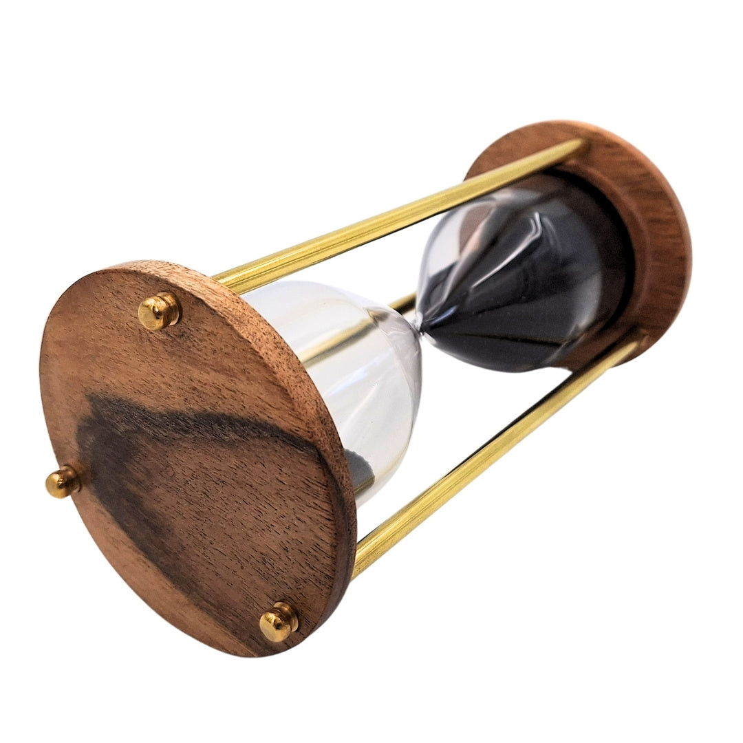 Reloj de arena de latón y madera de 5 minutos con grabado personalizado – elegante decoración retro para regalo – altura 15,5 cm, arena negra, latón y madera