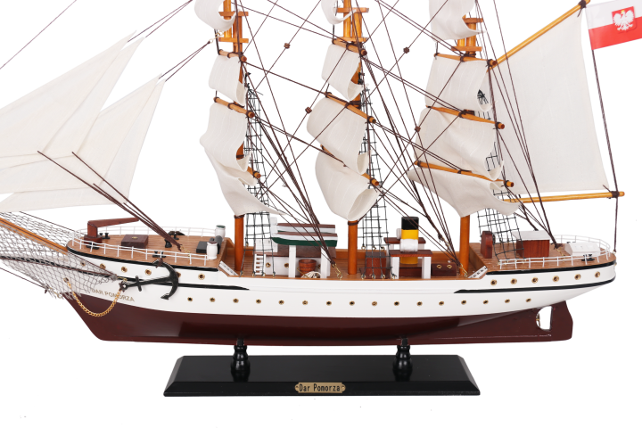 Modelo de velero Dar Pomorza de 80 cm con opción de grabado personalizado