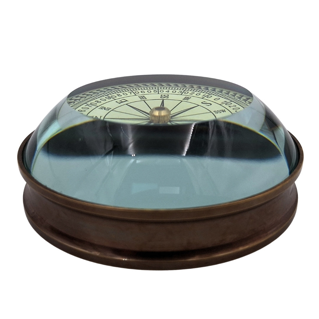 Brújula de lente de latón retro réplica con grabado – regalo personalizado para viajeros, estilo marinero, dimensiones 8x8x2,7 cm, latón y vidrio, proverbio inspirador