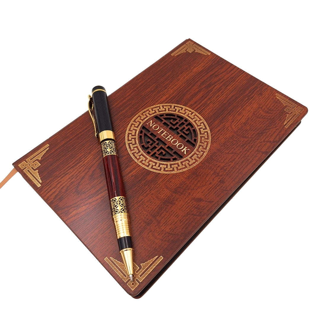 Exclusivo set de regalo premium cuaderno A5 con cubierta de madera y bolígrafo – personalización con grabado, ideal para regalo para jefe, profesor, artista – marrón oscuro con elementos dorados