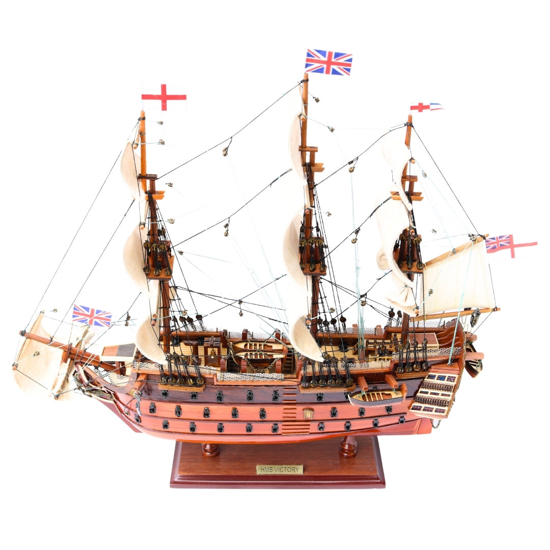 Modelo montado del velero HMS Victory de 54 cm - Réplica hecha a mano con posibilidad de personalización mediante grabado - Regalo ideal para amantes de la navegación - Alta calidad, elegante base de madera
