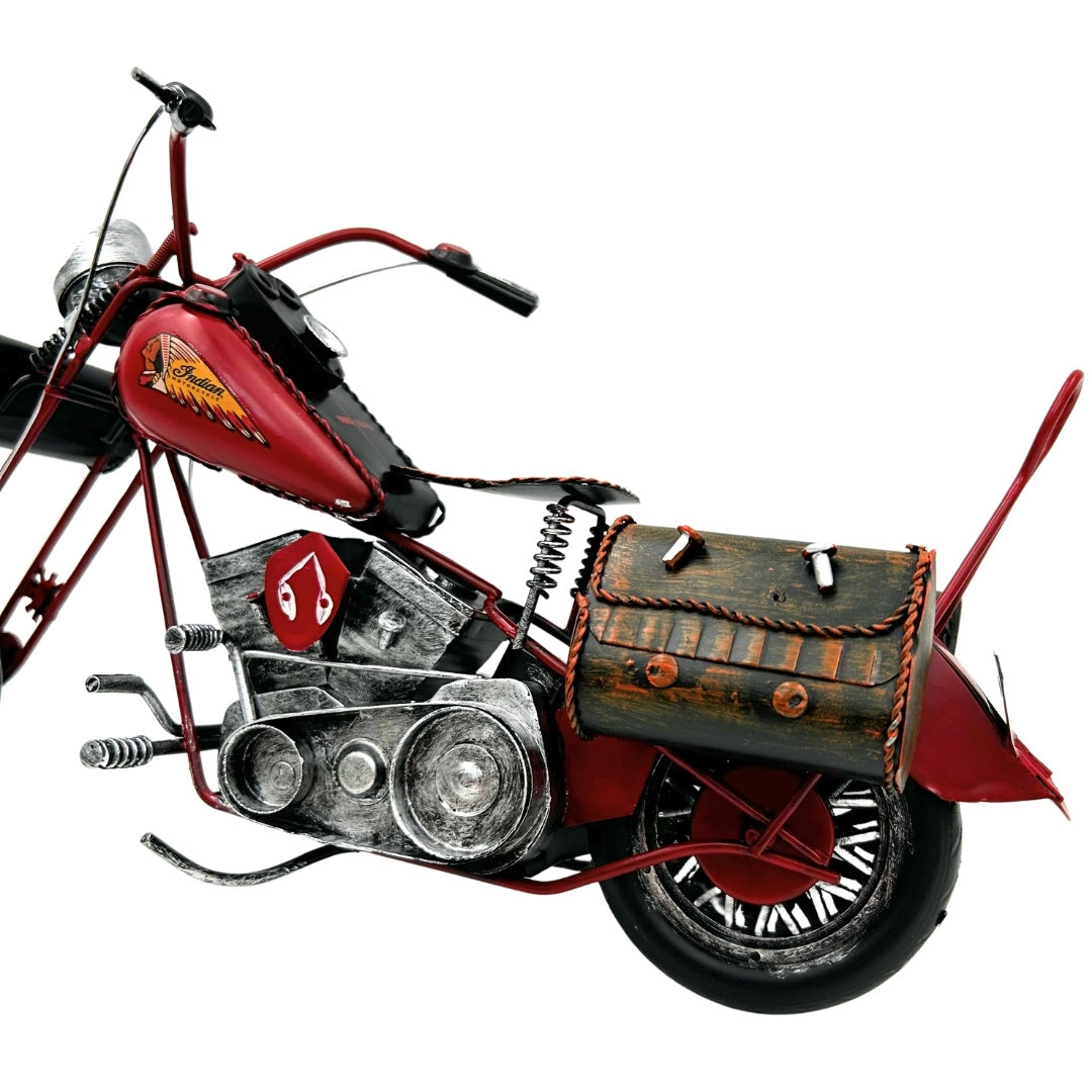 Gran modelo metálico clásico de motocicleta chopper en color rojo con posibilidad de personalización con grabado