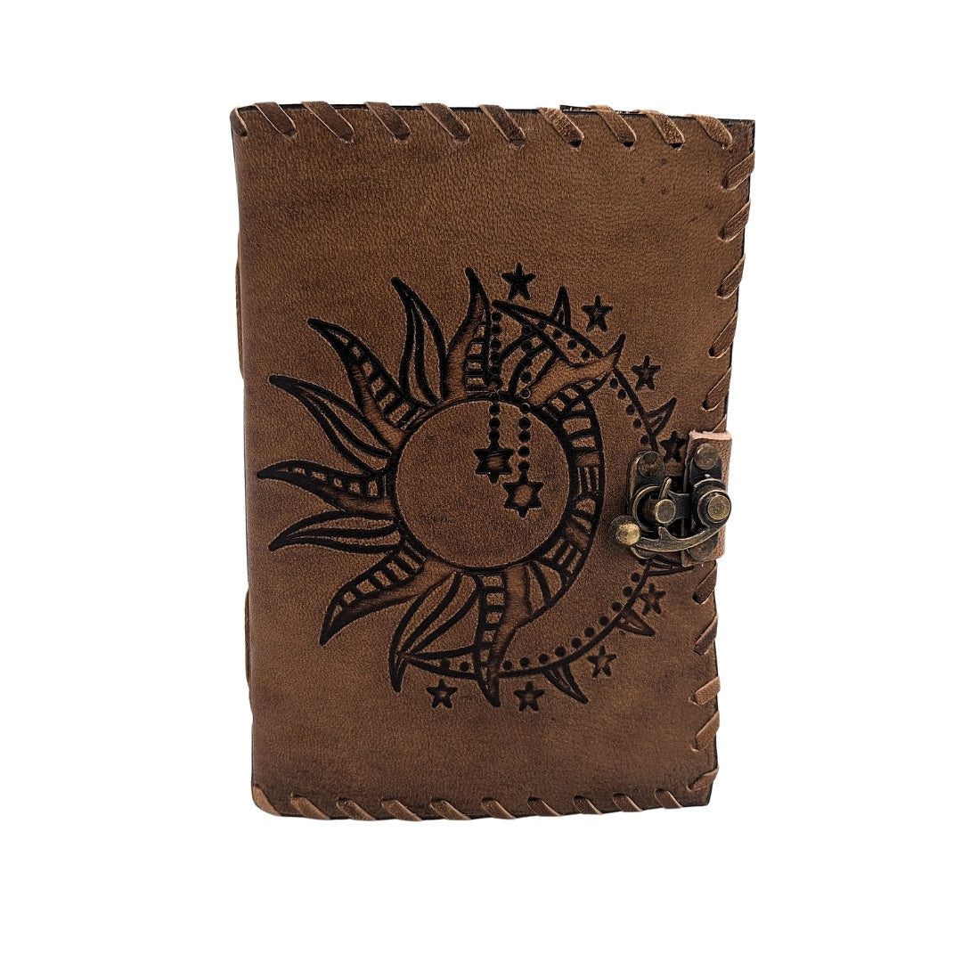 Cuaderno de cuero retro Sol y Luna de 200 páginas con posibilidad de personalización con grabado, beige y marrón, ideal para regalo a artistas o amantes de la magia cotidiana
