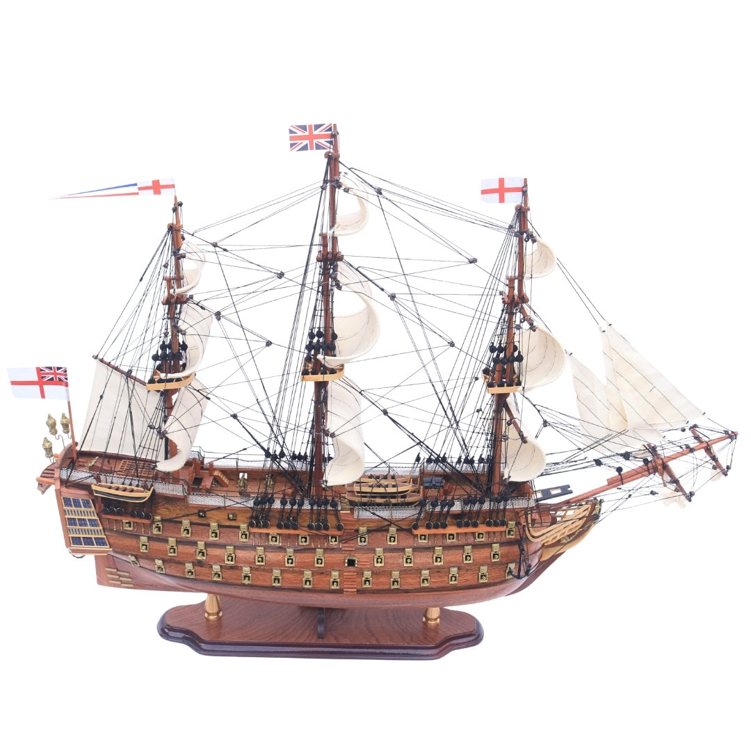 Gran modelo exclusivo del velero HMS Prince de 94cm con posibilidad de personalización mediante grabado