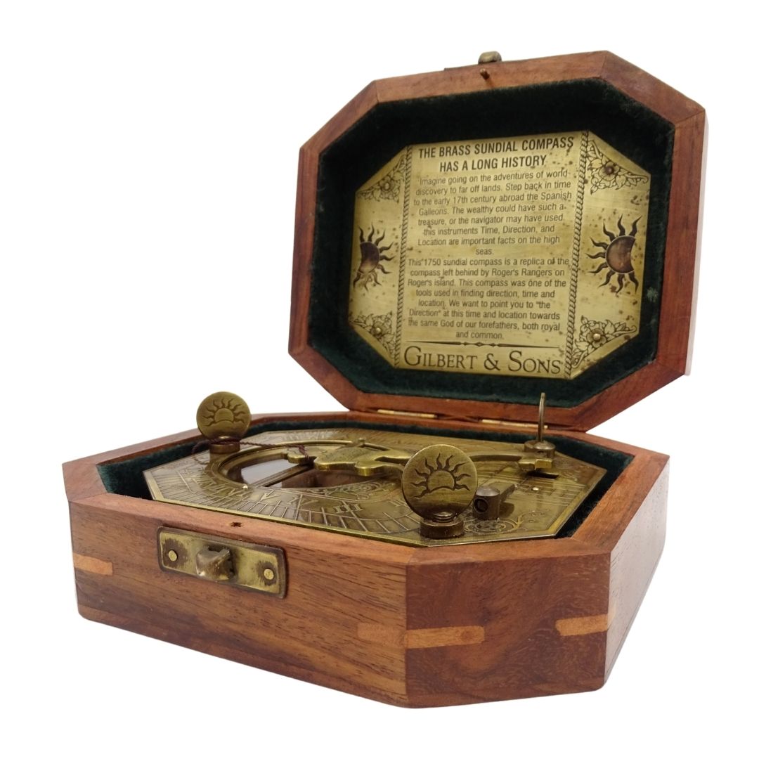 Reloj de sol con brújula retro en caja de madera con posibilidad de personalización de grabado