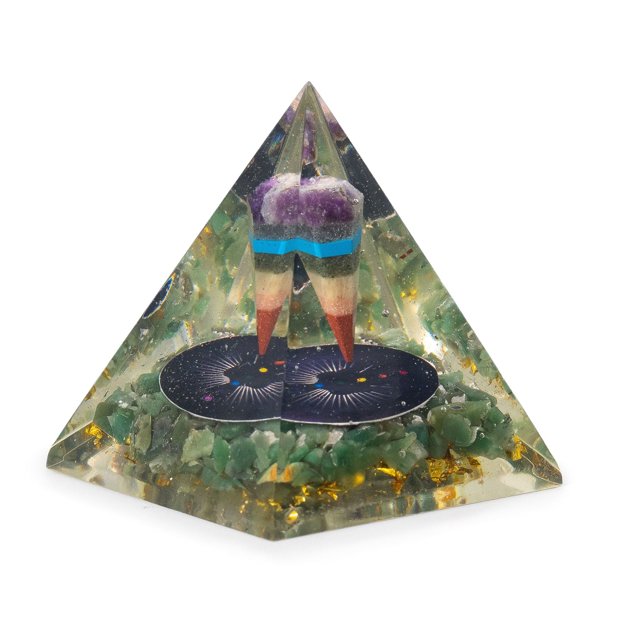 Pirámide Mediana de Orgonita con Péndulo y Chips Verdes de Aventurina 7x6 cm