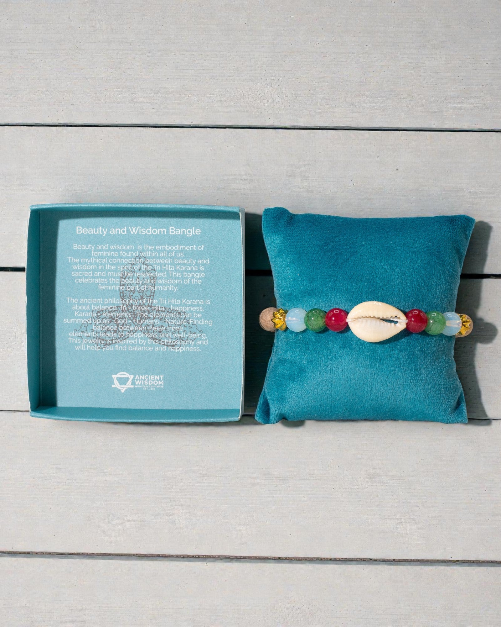 TriHita Beauty & Wisdom – Pulsera de armonía y sabiduría de Bali