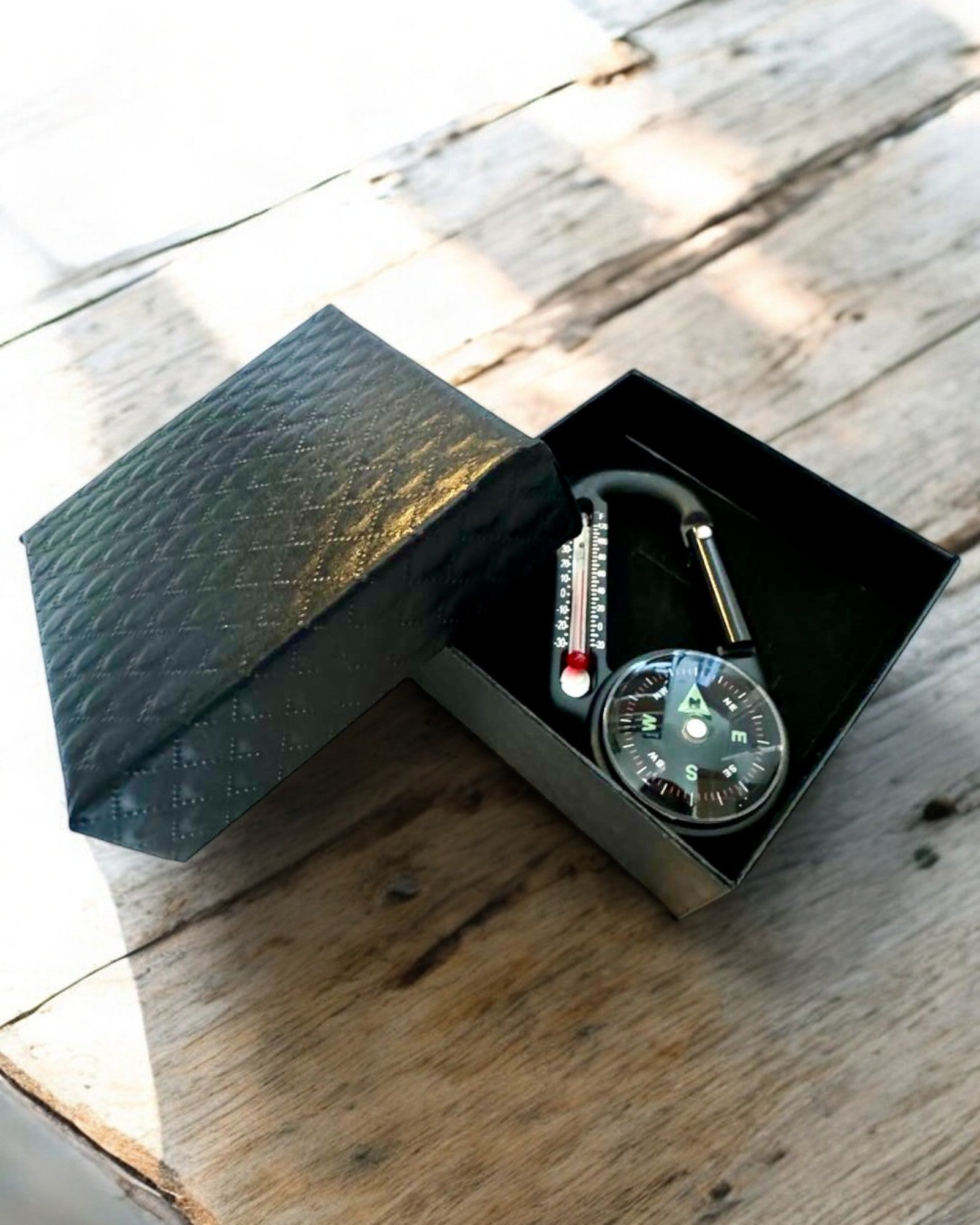 Brújula mosquetón con termómetro, llavero - posibilidad de grabado