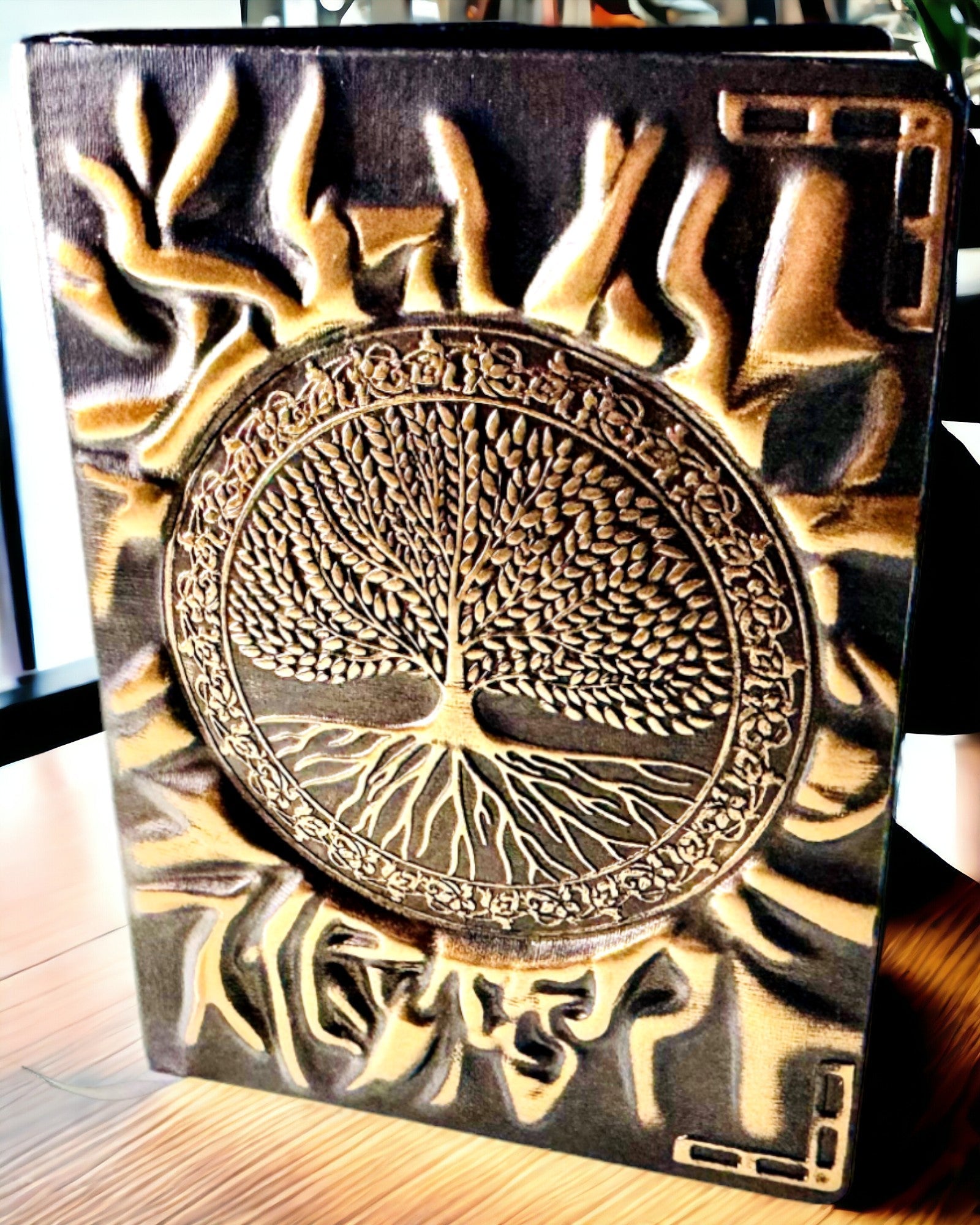 Vintage Diario "Árbol de la Vida" A6 - Elegante Cubierta en Relieve de Cuero Sintético, 100 Hojas