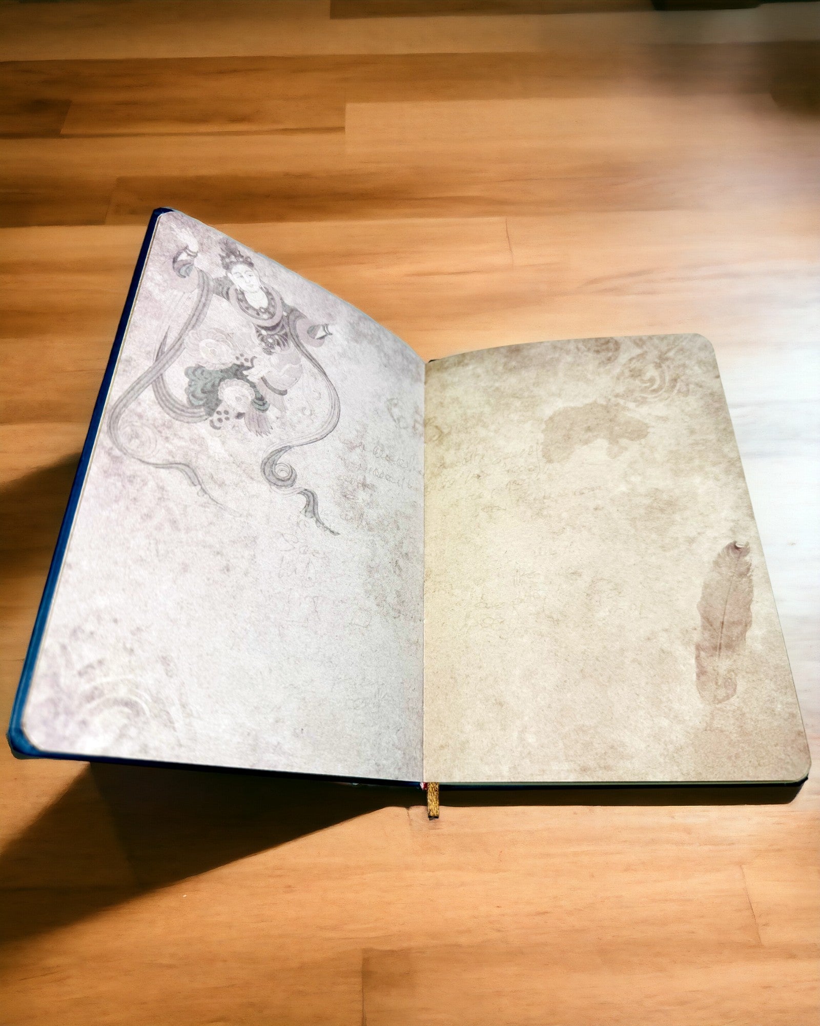 Cuaderno Clásico de Tapa Dura con Motivo de Tejedor - Azul Marino. Posibilidad de grabado