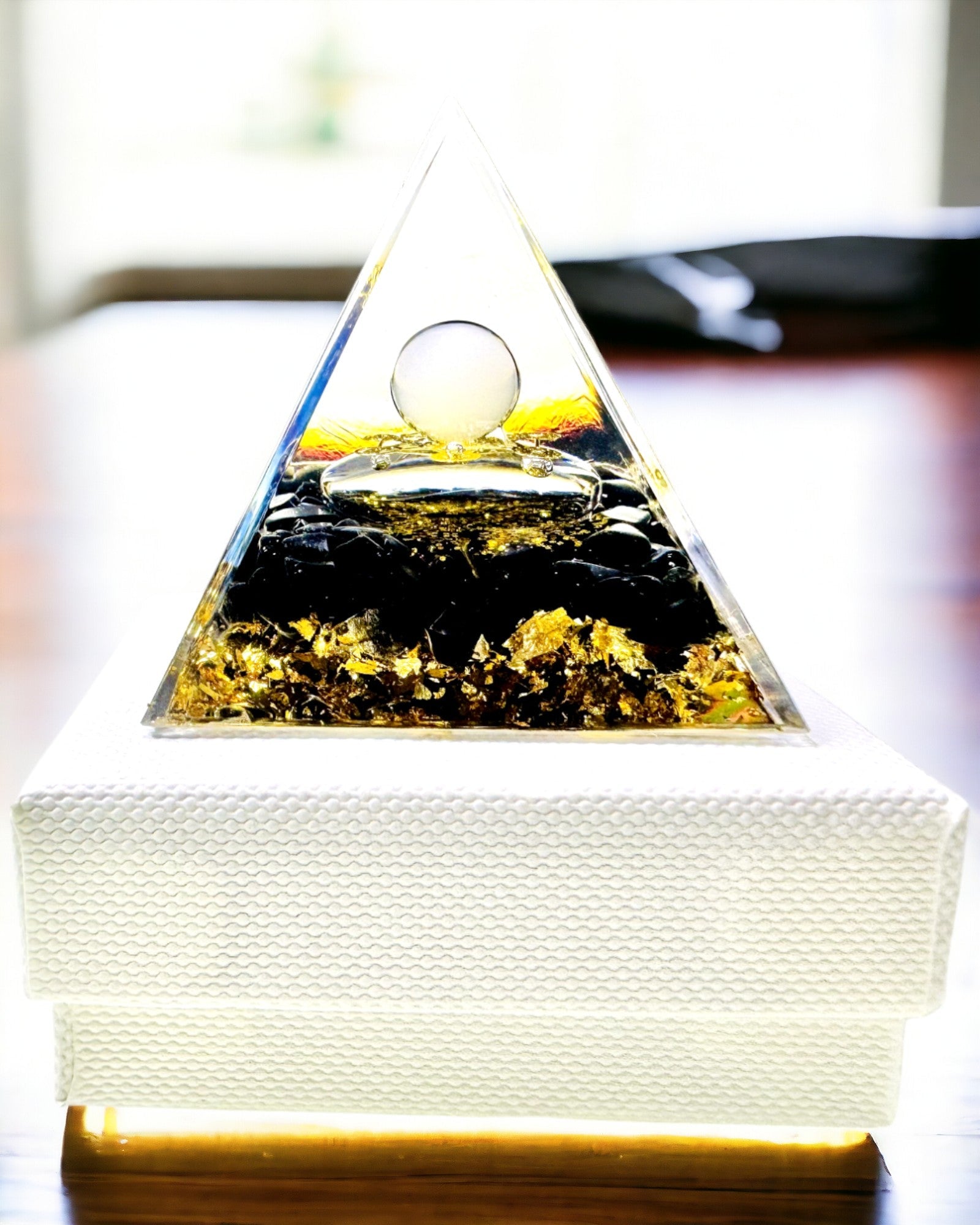Piramidita de Orgonita con Obsidiana – Generador de Energía Chakra, Herramienta de Meditación Reiki con Piedra Natural