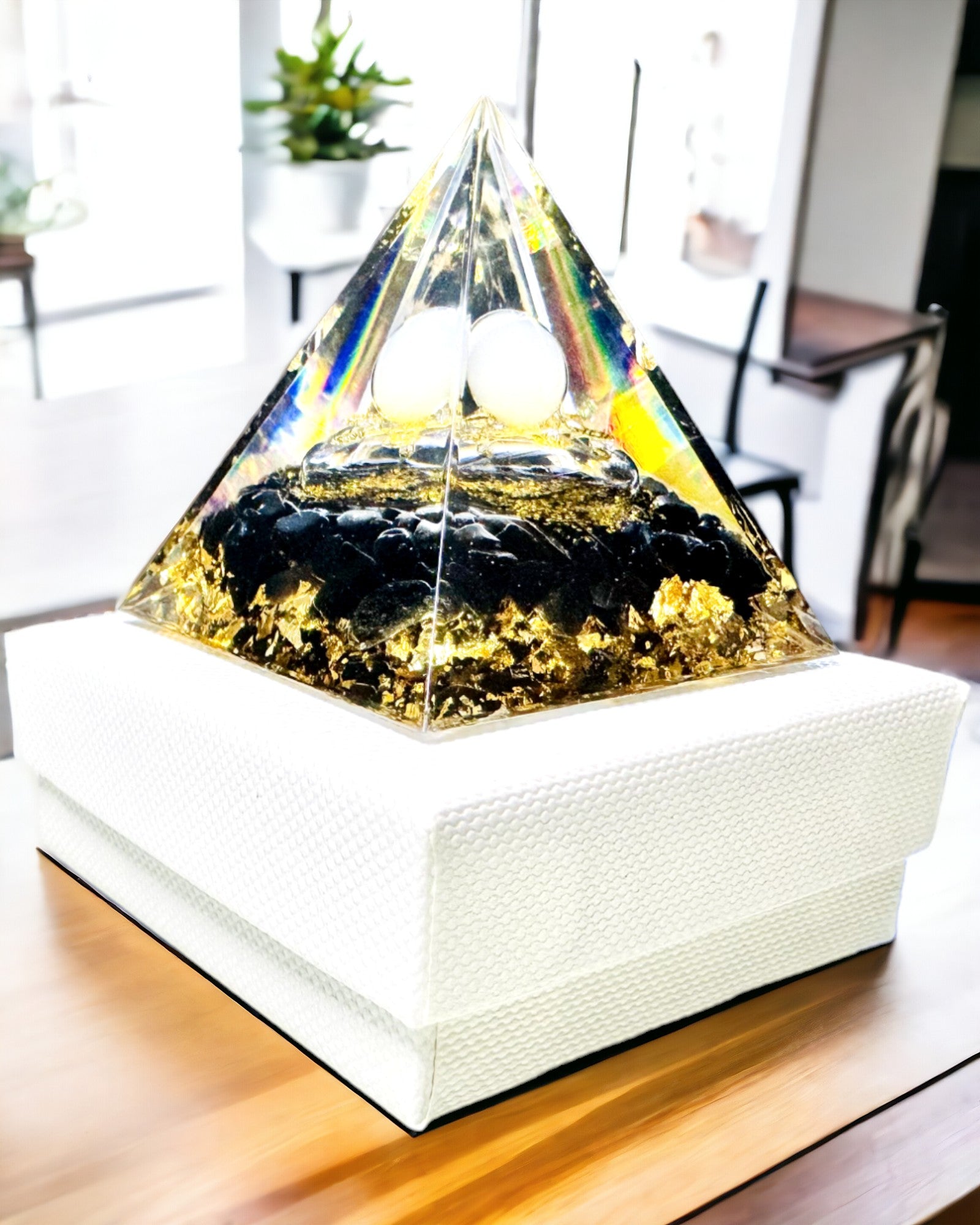 Piramidita de Orgonita con Obsidiana – Generador de Energía Chakra, Herramienta de Meditación Reiki con Piedra Natural