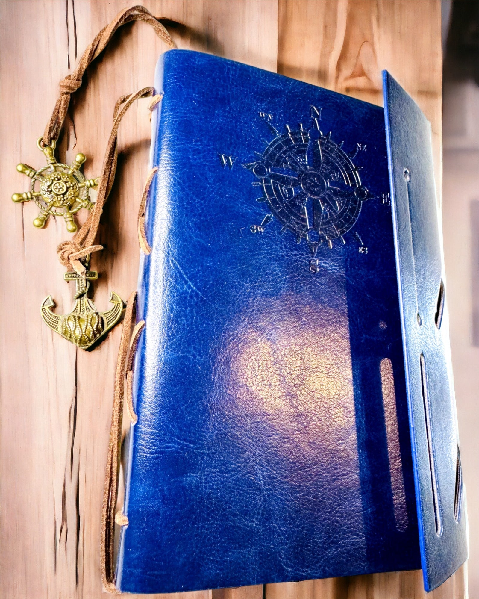 Cuaderno de Navegación Vintage tamaño A6 o A7 - con Motivo de Brújula y Hojas con Rodamientos - Disponible en varias Variantes de Color, posibilidad de grabado