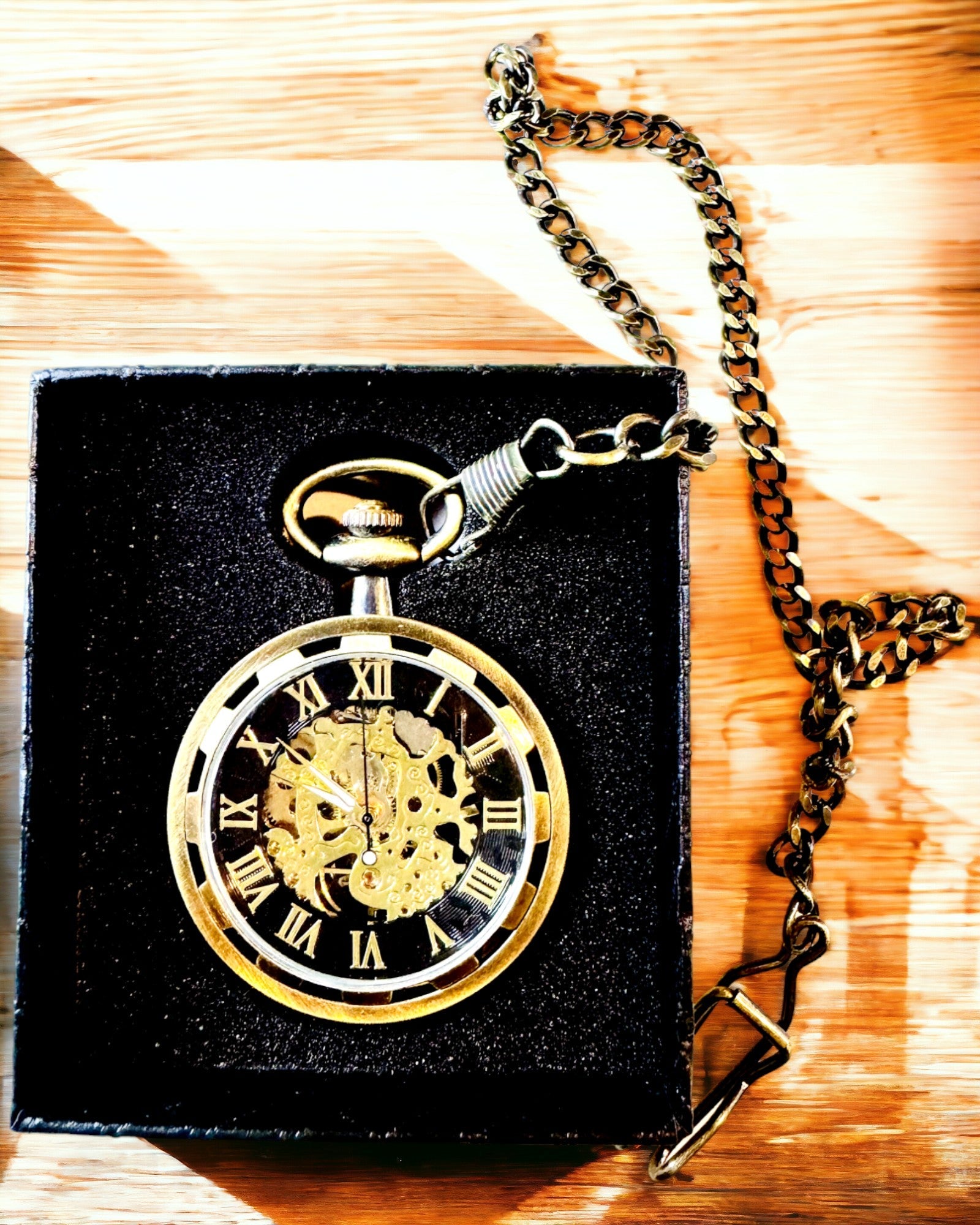 Reloj de Bolsillo Retro – Mecánico, Color oro cepillado con negro, Lujoso, Resistente al agua, Semiautomático, personalización con grabado