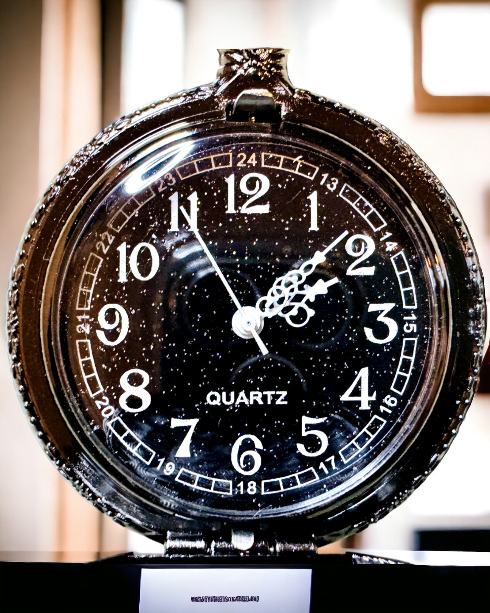 Reloj de Bolsillo con Brújula – Colgante Elegante de Estilo Vintage con Esqueleto Hueco y Esfera Negra, personalización con grabado