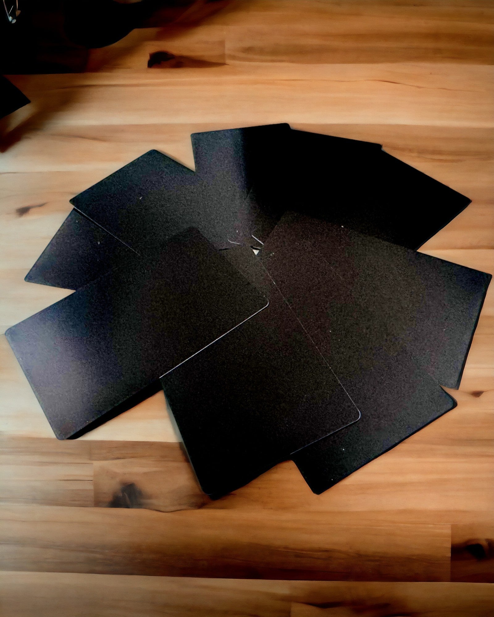 Tarjeta de Visita Exclusiva de Metal Negro Personalizable – Ideal para Regalo