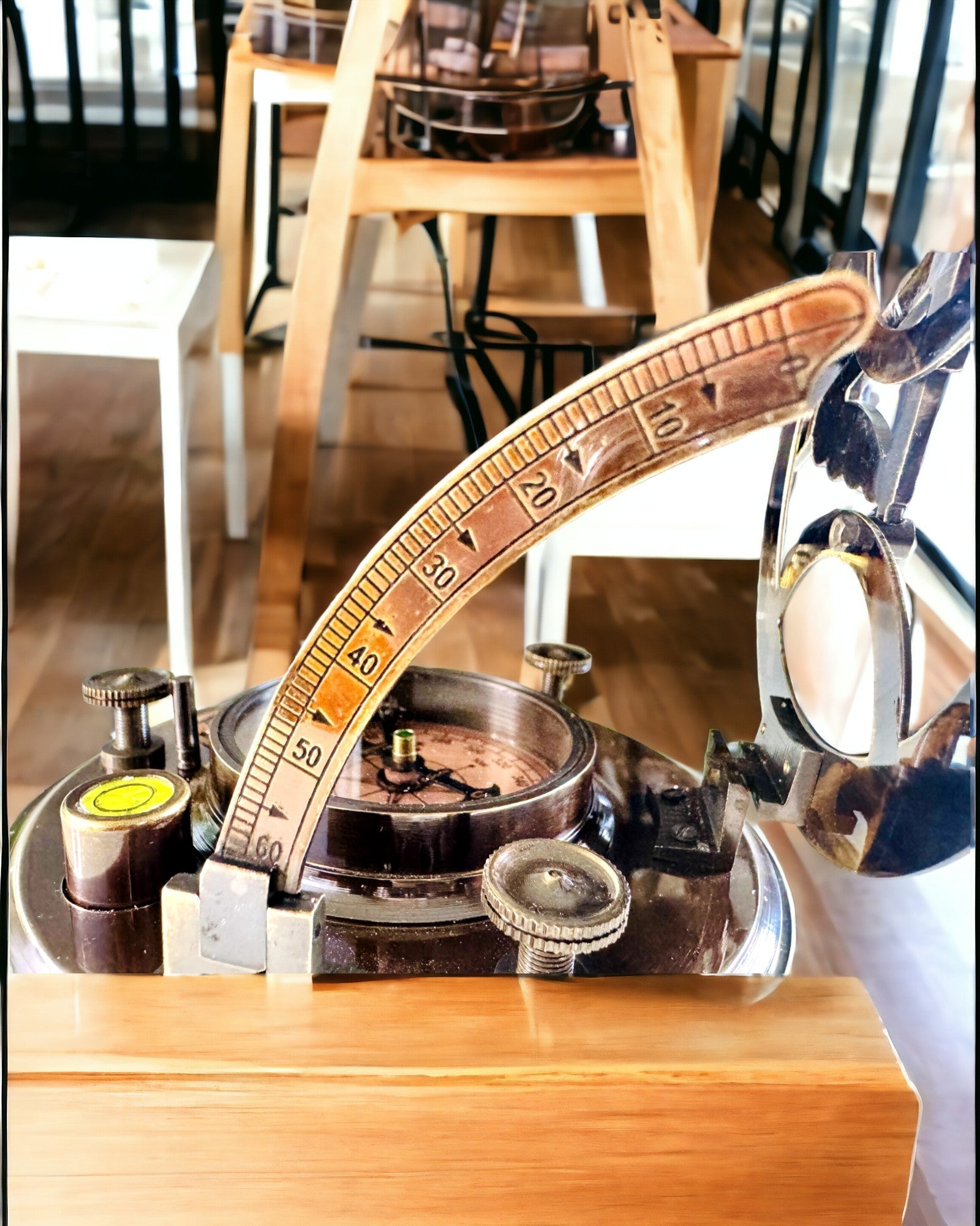 Antiguo Compás de Navegación Premium con Posibilidad de Grabado – Hecho a Mano