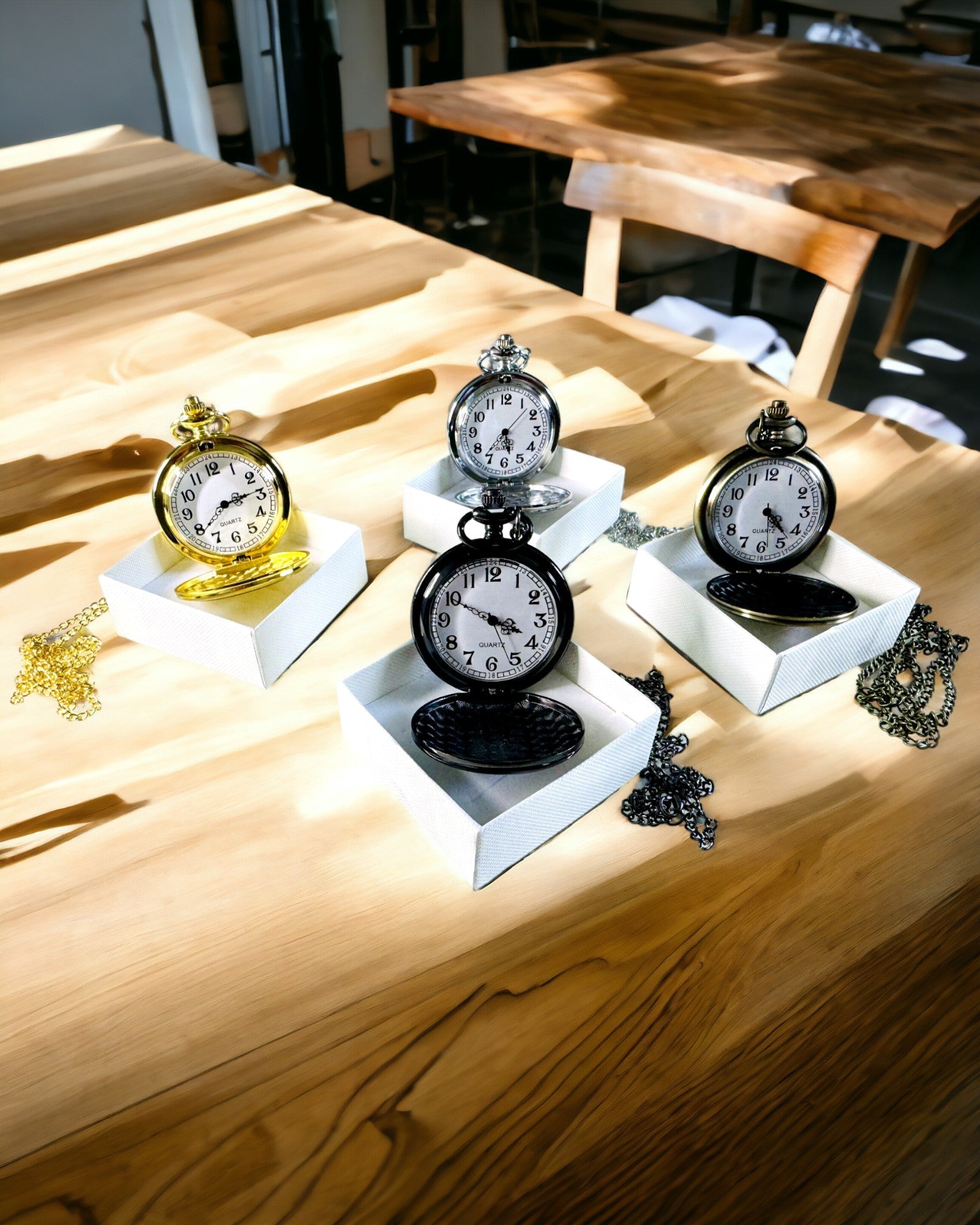 Reloj de Bolsillo Clásico Plateado con Opción de Grabado