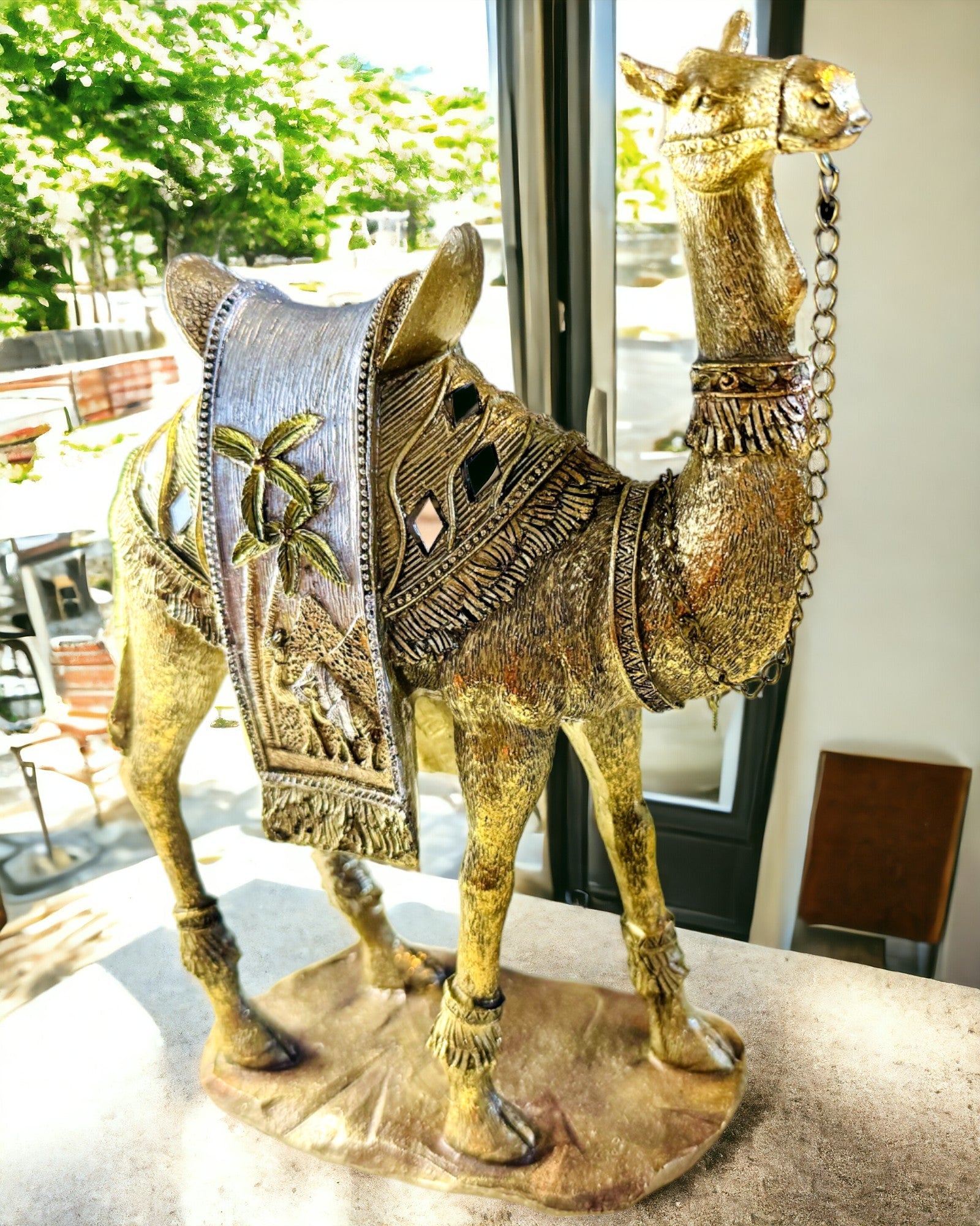 Statuetka Viajero del Desierto Decorativo Camello de Resina con Posibilidad de Grabado