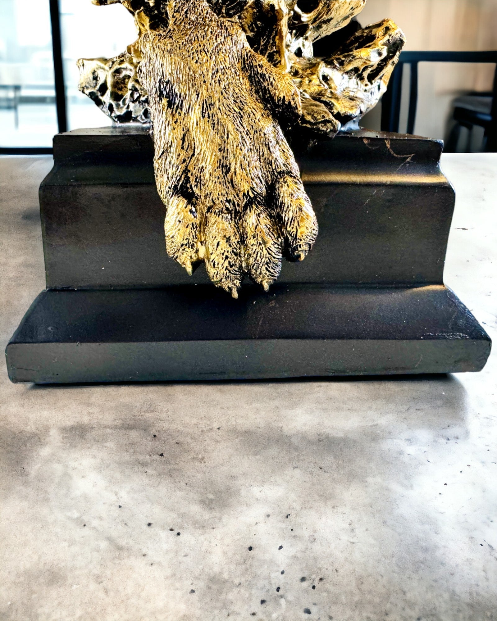 León Real - Figura Decorativa Majestuosa con Posibilidad de Grabado, 2 variantes de color a elegir, para regalo