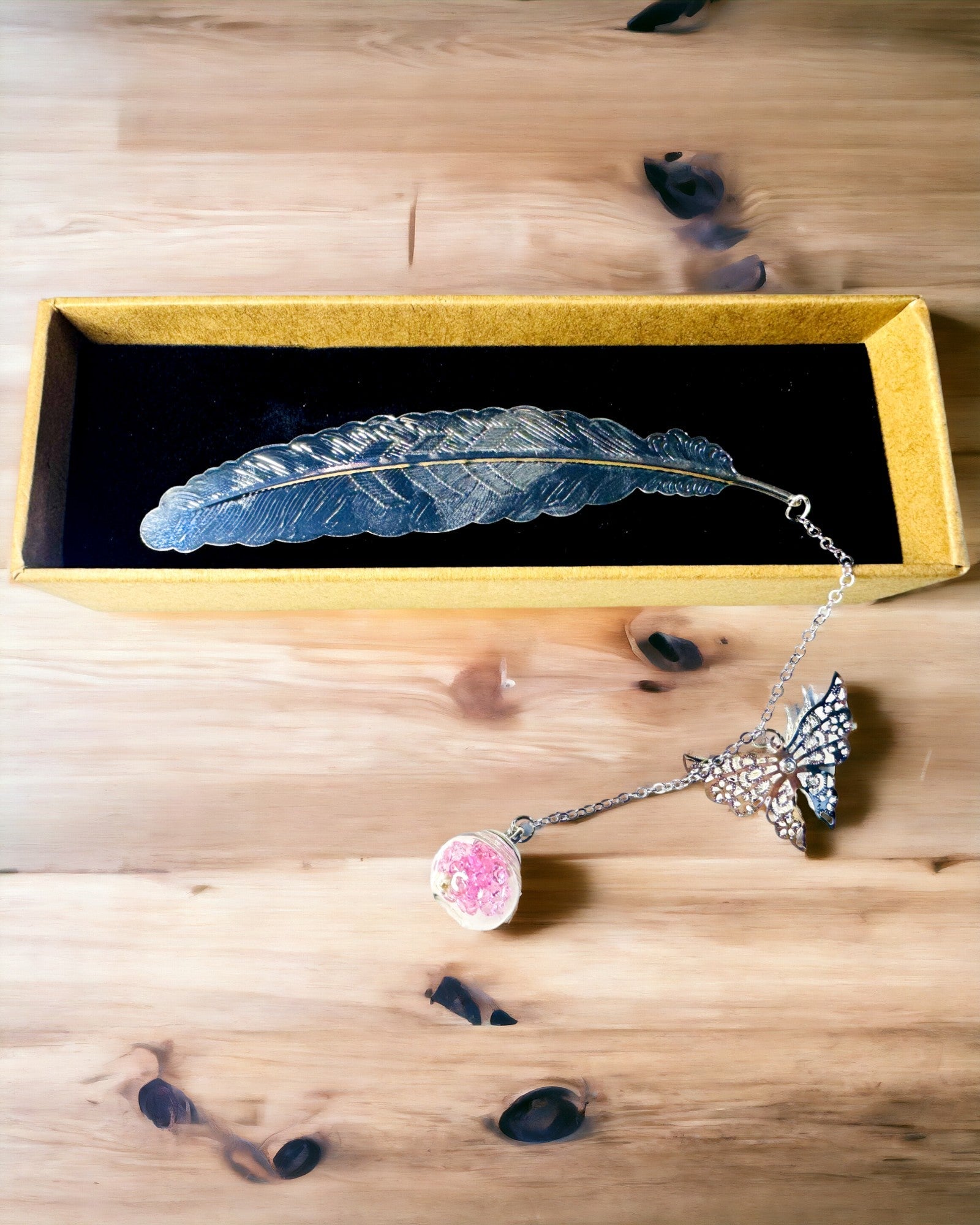 Marcador de libro creativo de estilo retro con motivo de pluma y mariposa – Elegante regalo para mamá, maestro, promocional, color plateado/rosa