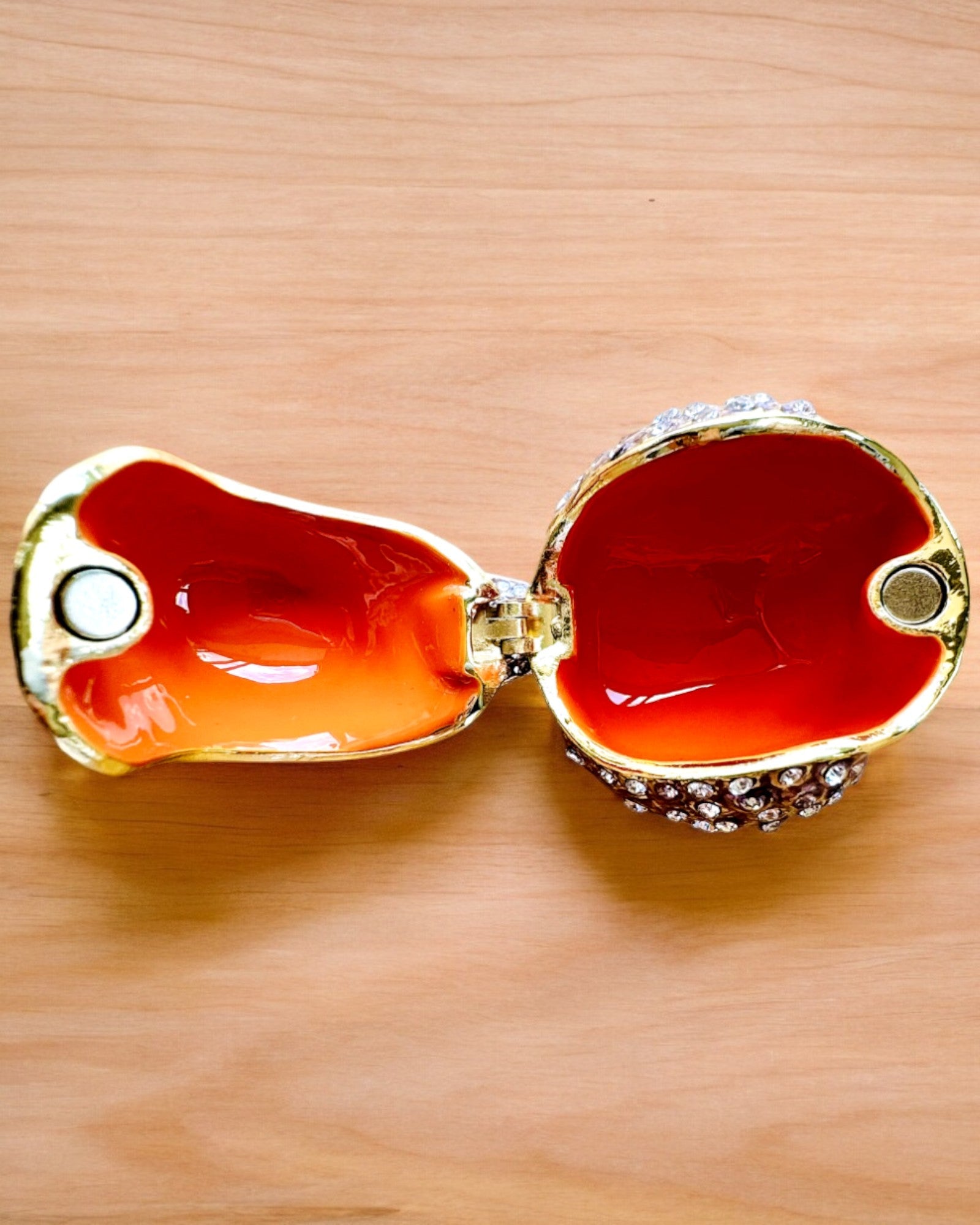 Pajarito Gorrión Colorido con Grabado - Encantador Escondite para Tesoros