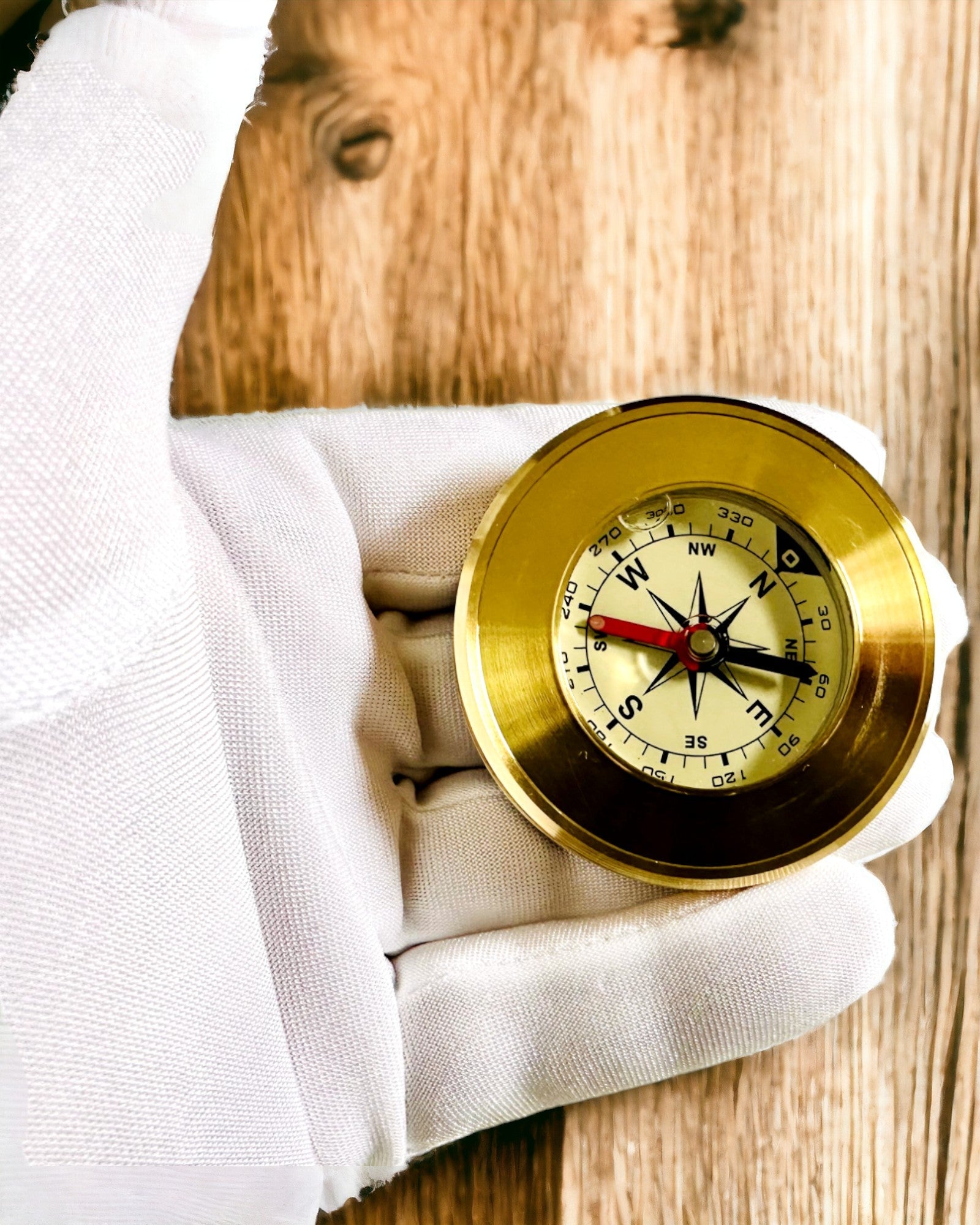 Brújula de Navegación con Posibilidad de Grabado, de Latón, Diseño Clásico – 5 cm