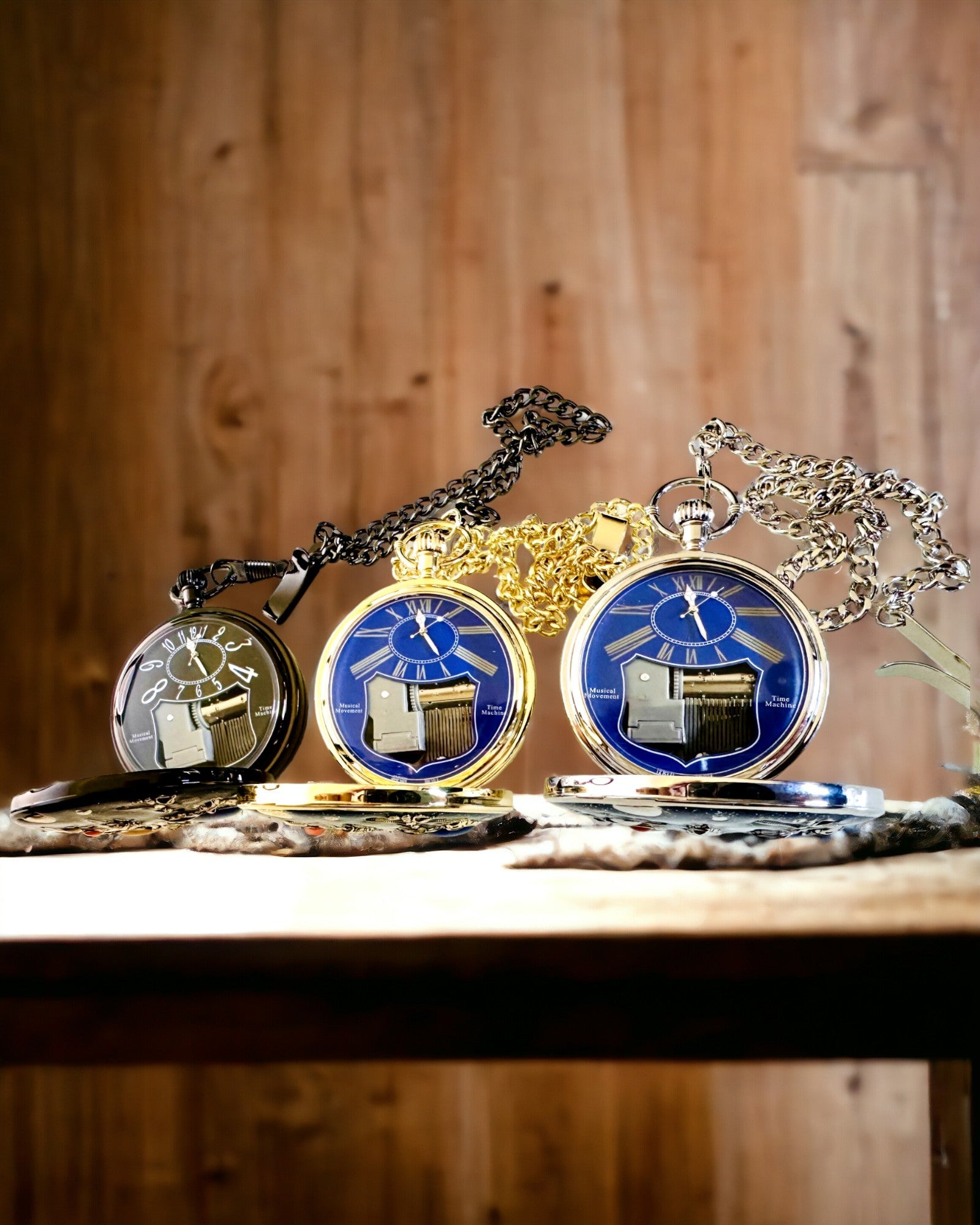 Reloj de bolsillo "Astrum Temporis" - Marco negro. Posibilidad de personalización con grabado