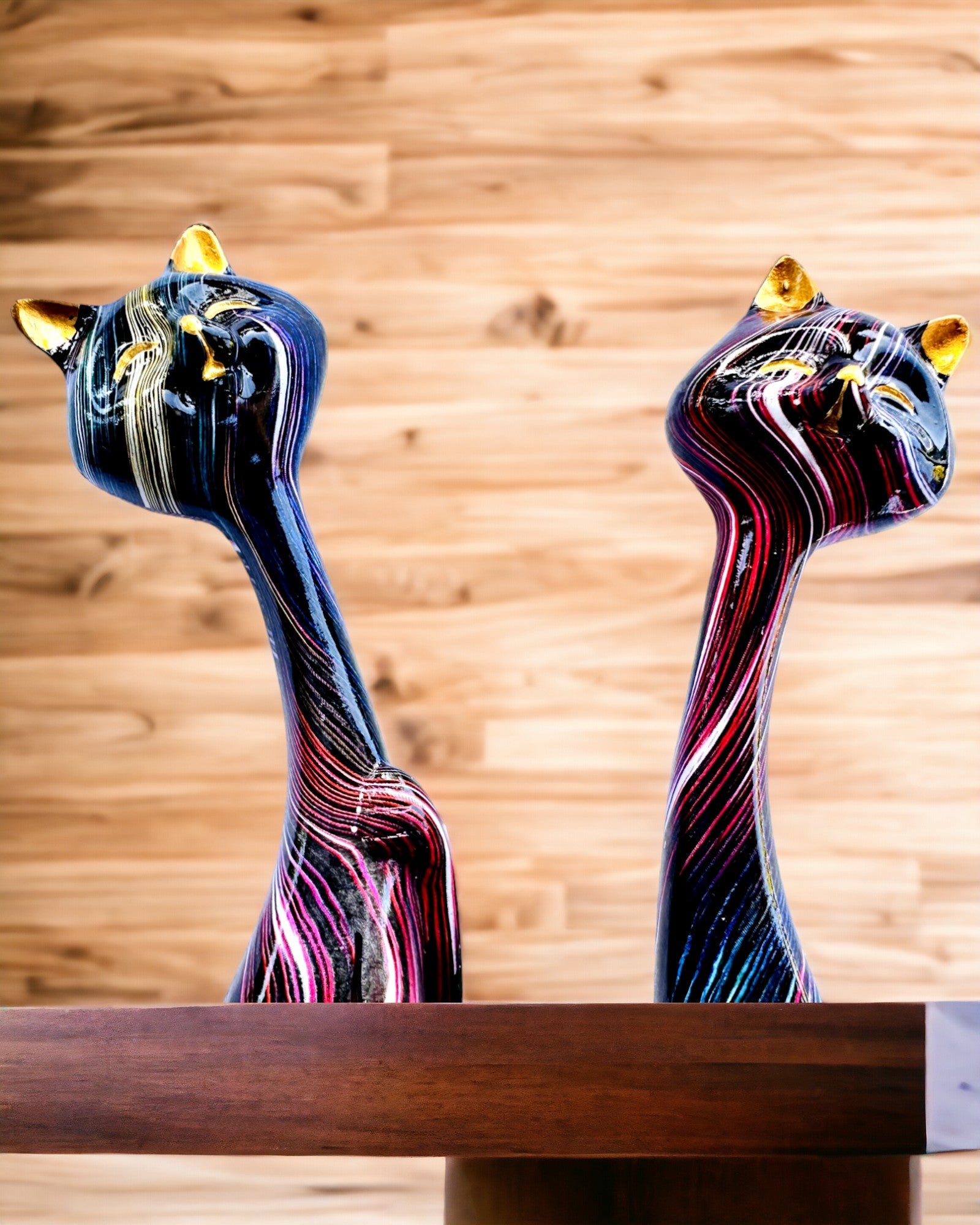 "Koci Eleganci" - Conjunto de Figuras Decorativas de Resina con opción de personalización mediante grabado