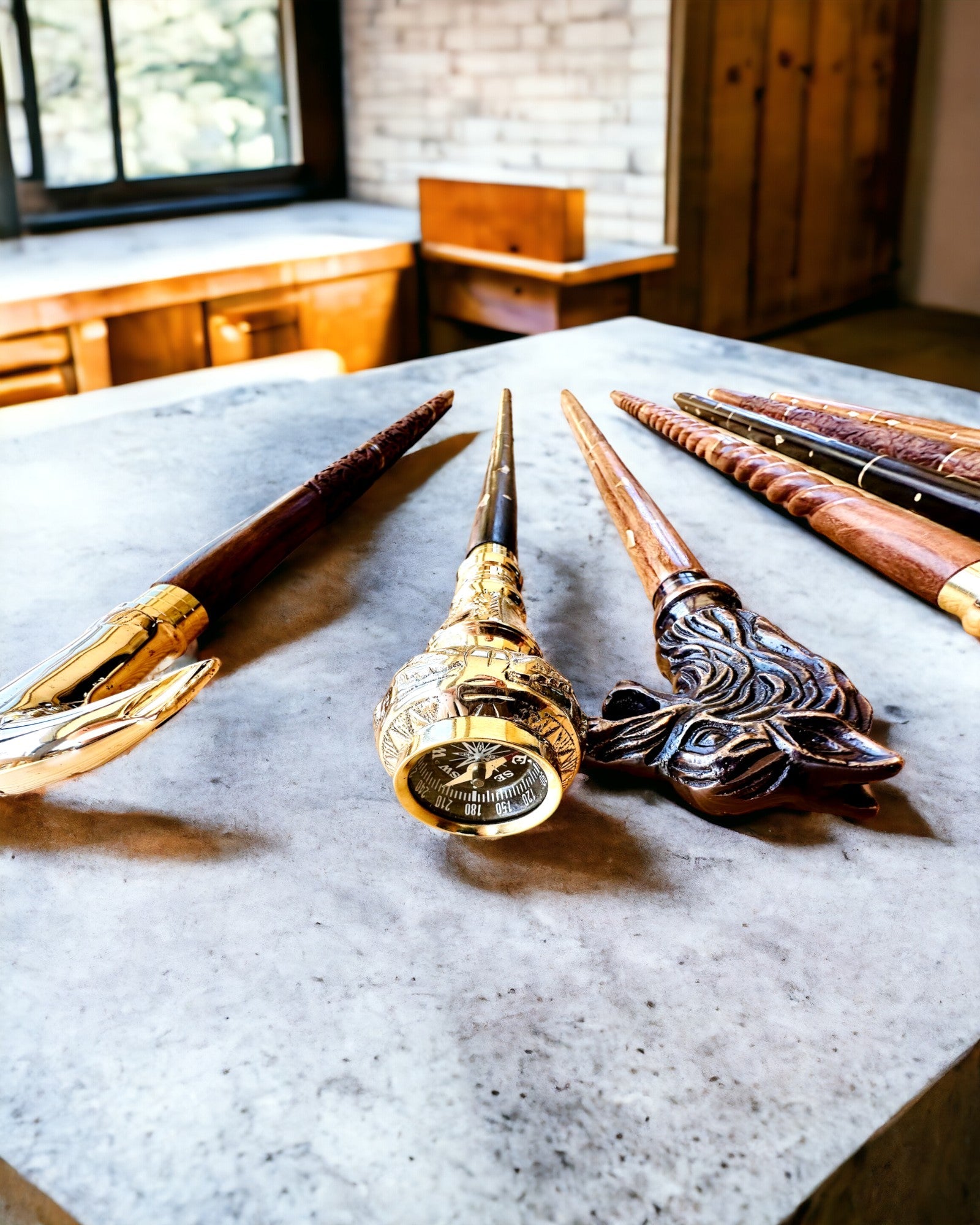 Kompasso Black - Bastón para caminar - Madera Tallada a Mano - Edición Exclusiva con Posibilidad de Grabado