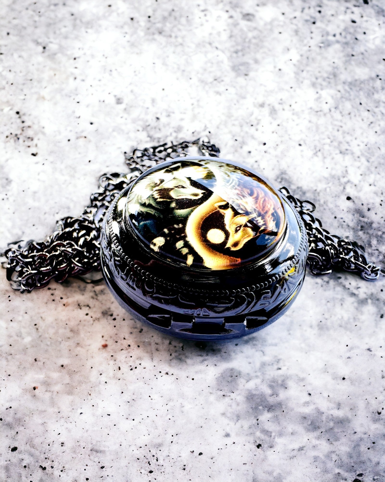 Reloj de Bolsillo "Mystic Wolves" con opción de personalización con grabado