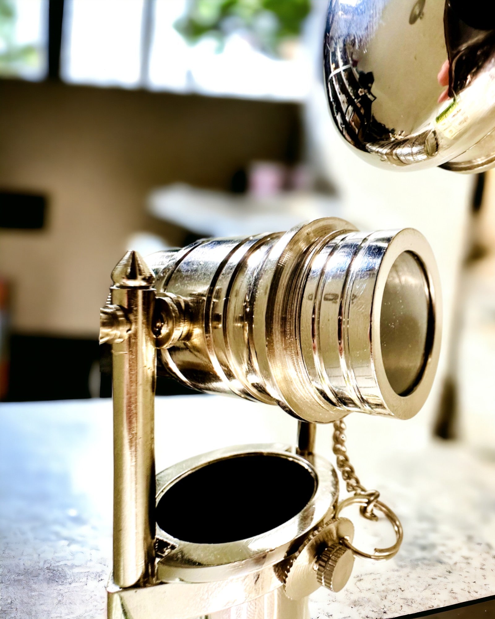 BASTÓN PARA CAMINAR CON MANGO Y FUNCIÓN DE TELESCOPIO – ELEGANTE Y MODERNO, 95 CM - capitán "Navigator's Crest"