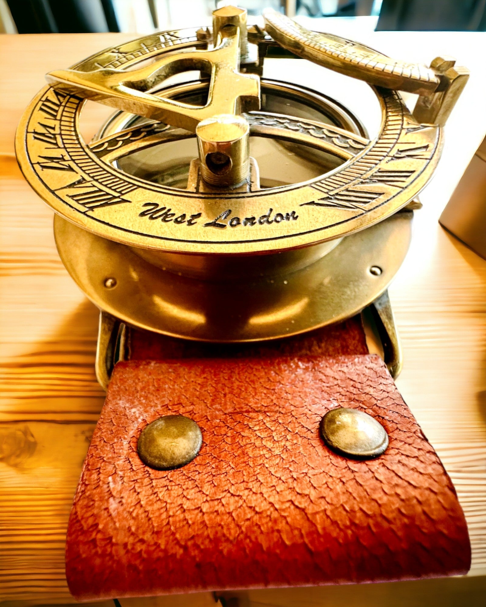 Reloj de Sol "Antyczny Kompas", reloj de pulsera con brújula, posibilidad de personalización con grabado