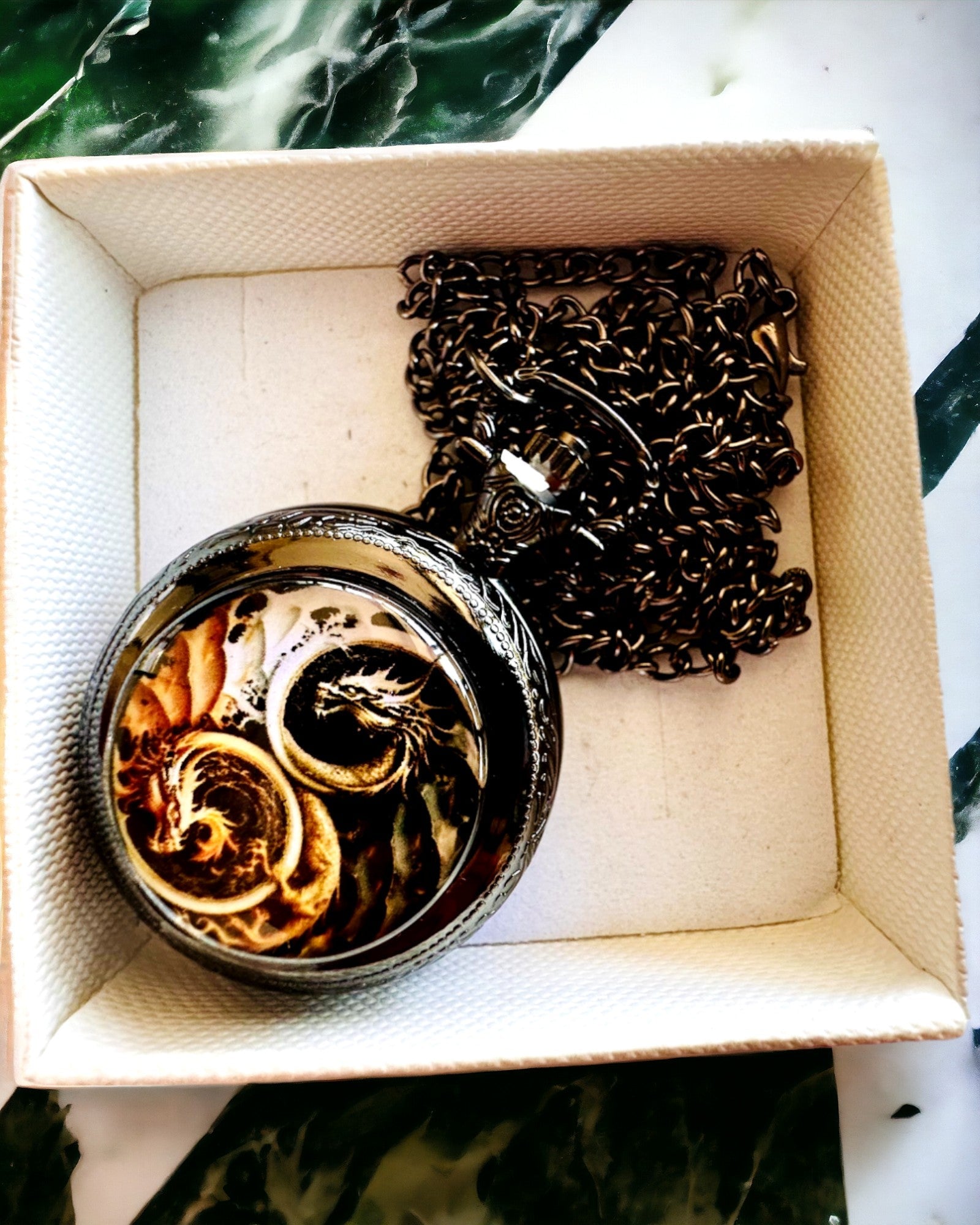 Reloj de Bolsillo "Smocza Aura" con Opción de Personalización