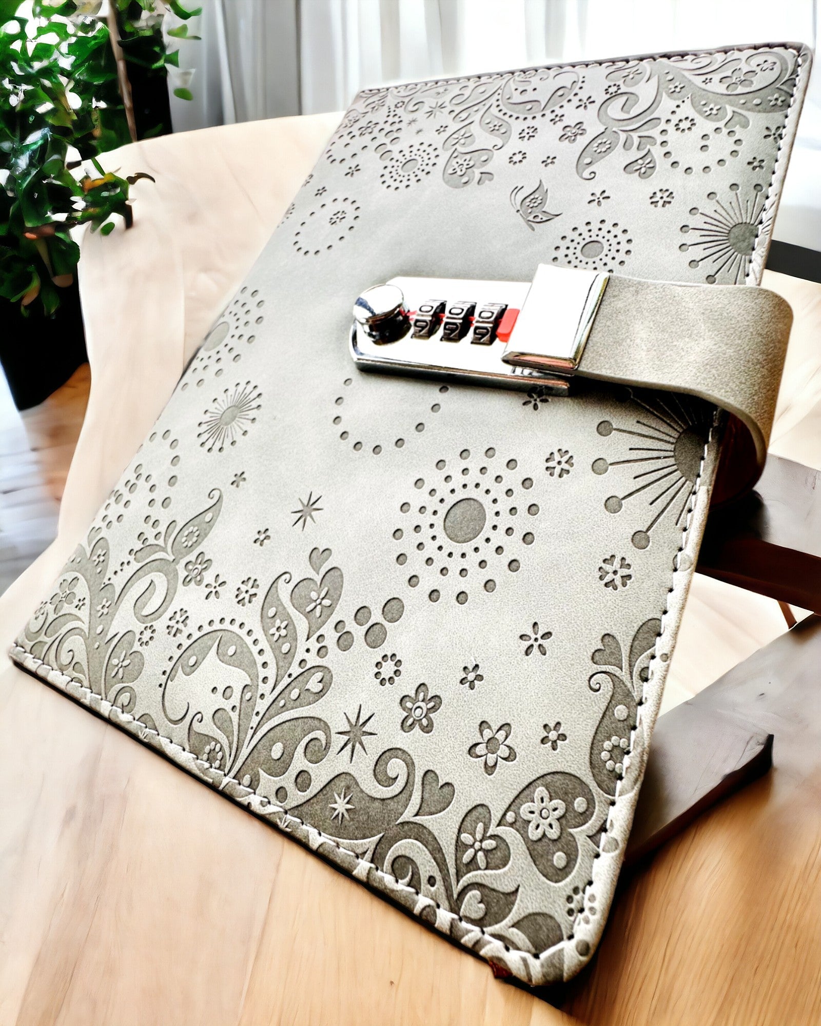 Cuaderno Exclusivo, cuero PU, A5 con Cerradura de Combinación - "Secret Journal", personalización con grabado