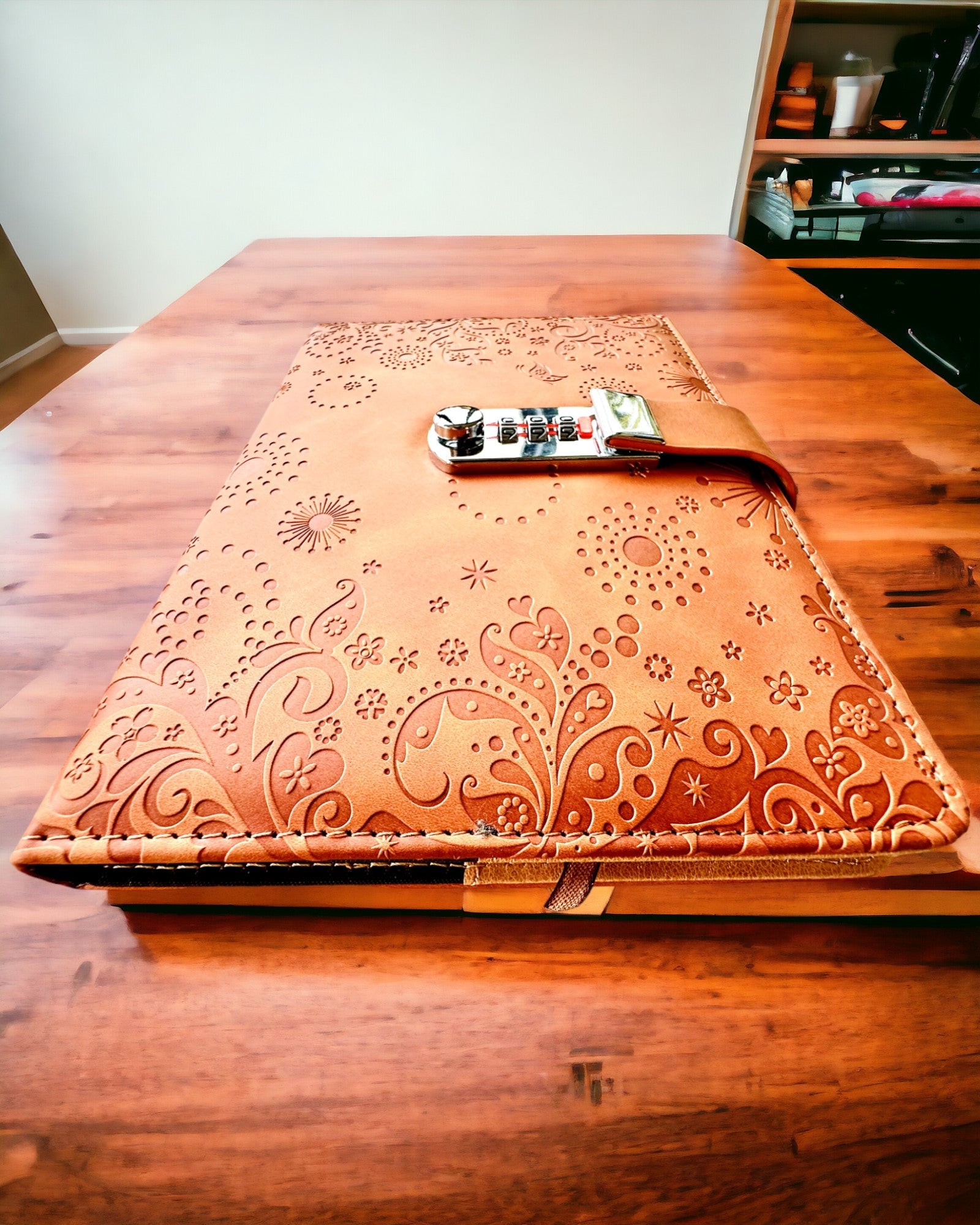 Cuaderno Exclusivo, cuero PU, A5 con Cerradura de Combinación - "Secret Journal", personalización con grabado