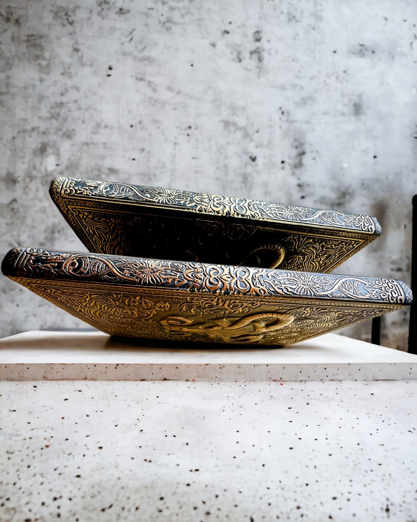 Magiczny Notes, cuaderno "Boski Byk" - Papelería Elegante y Única, personalización con grabado