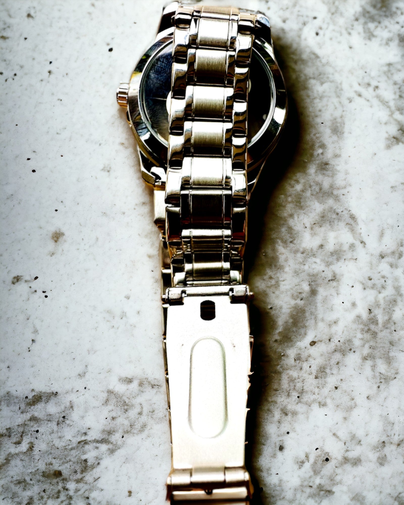 Reloj elegante para hombre KIMSDUN Prestige Mecanismo Transparente y Elegancia Deportiva, posibilidad de personalización con grabado