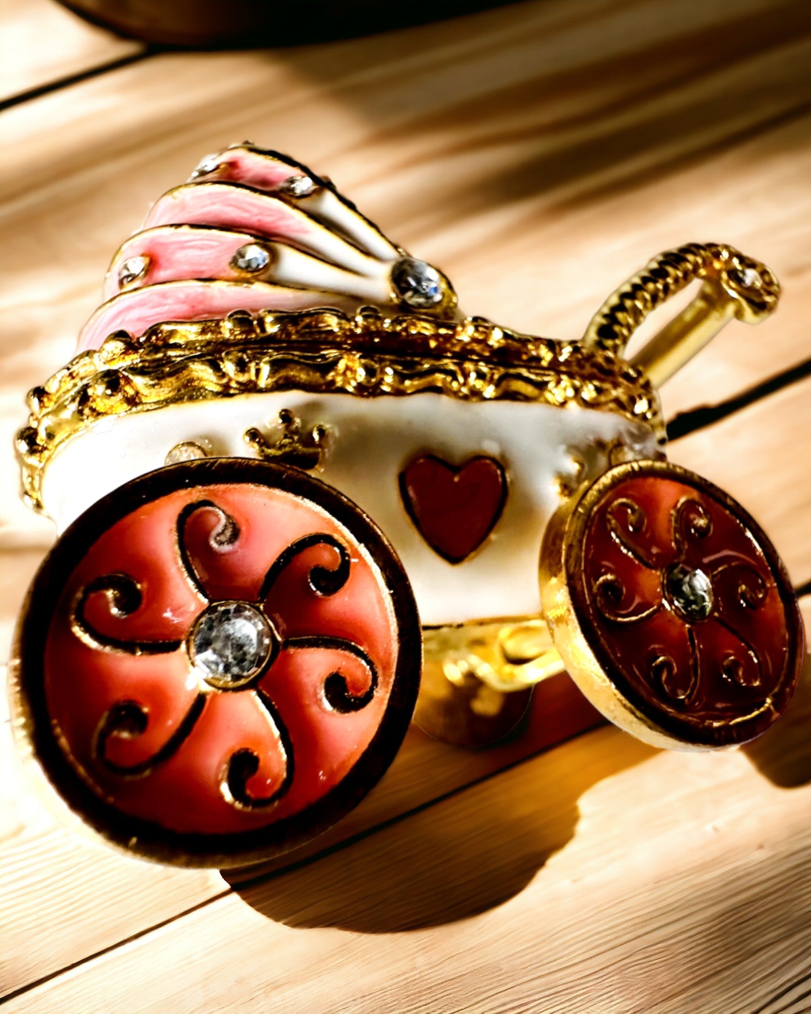 Pequeño Carrito de Cuento para joyas, tesoros - Elegancia Real, personalización con grabado