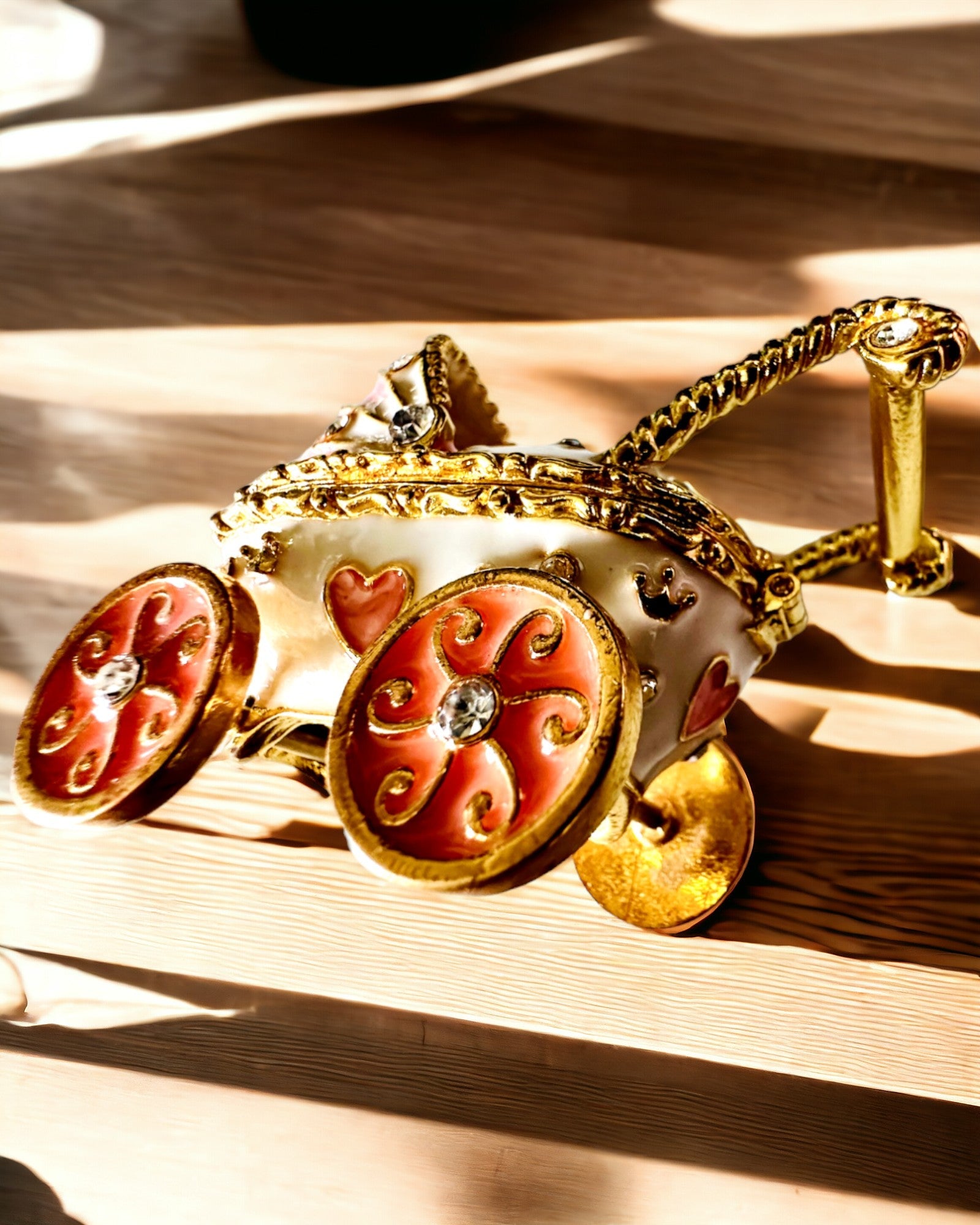 Pequeño Carrito de Cuento para joyas, tesoros - Elegancia Real, personalización con grabado