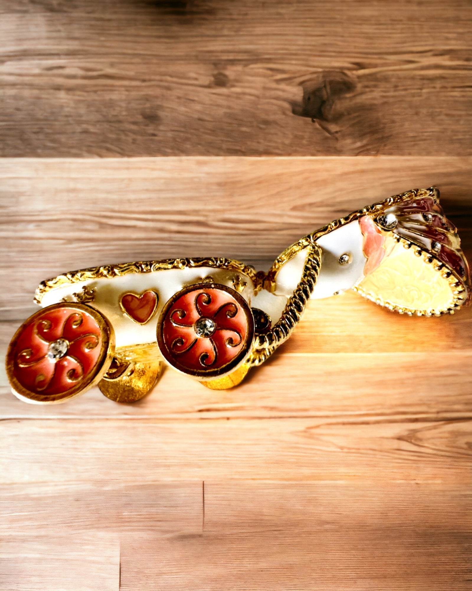 Pequeño Carrito de Cuento para joyas, tesoros - Elegancia Real, personalización con grabado