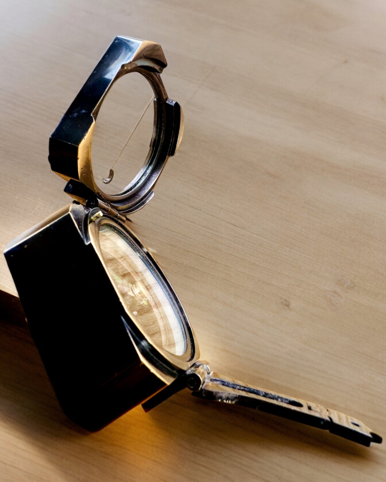 Sólido, compás premium Capitán "Navigator" - con opción de personalización con grabado