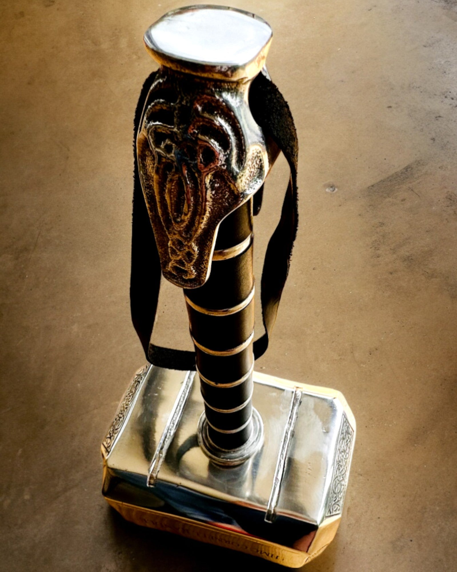 Młot Thora "Chief" - Martillo Artesanal Hecho a Mano, personalización con grabado para regalo